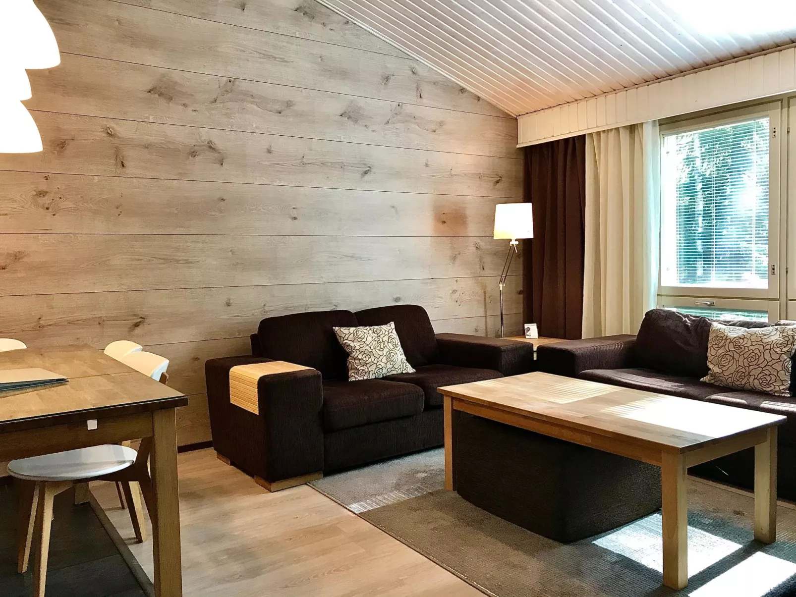 Weekend family-Dedans