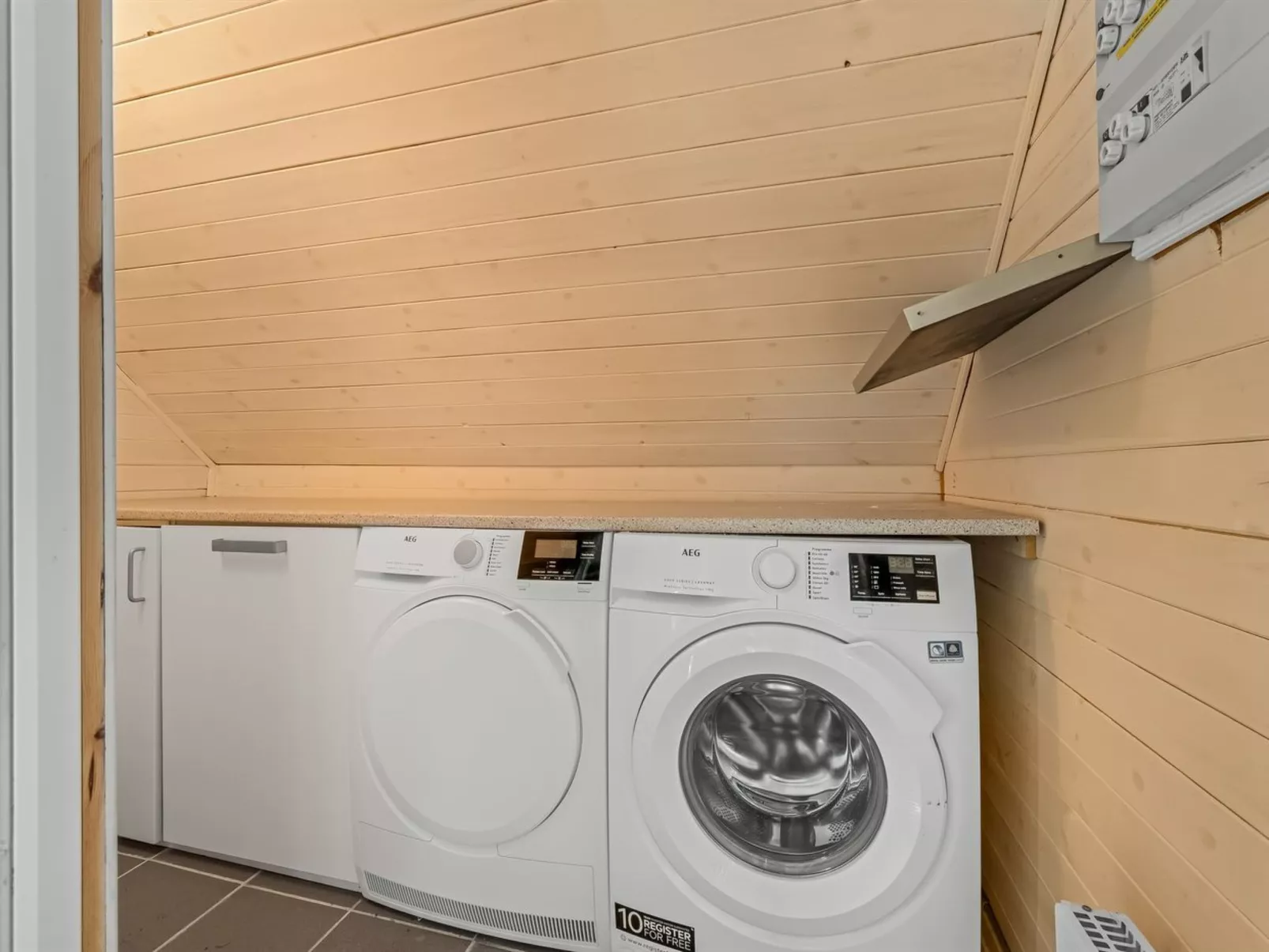 "Poul" - 1.9km from the sea-Drinnen