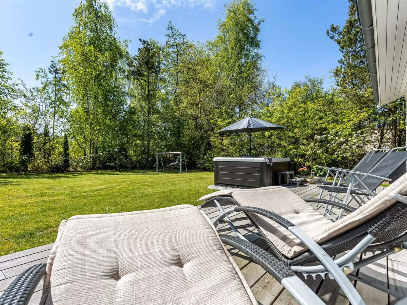 "Marlena" - 1.1km from the sea-Dehors