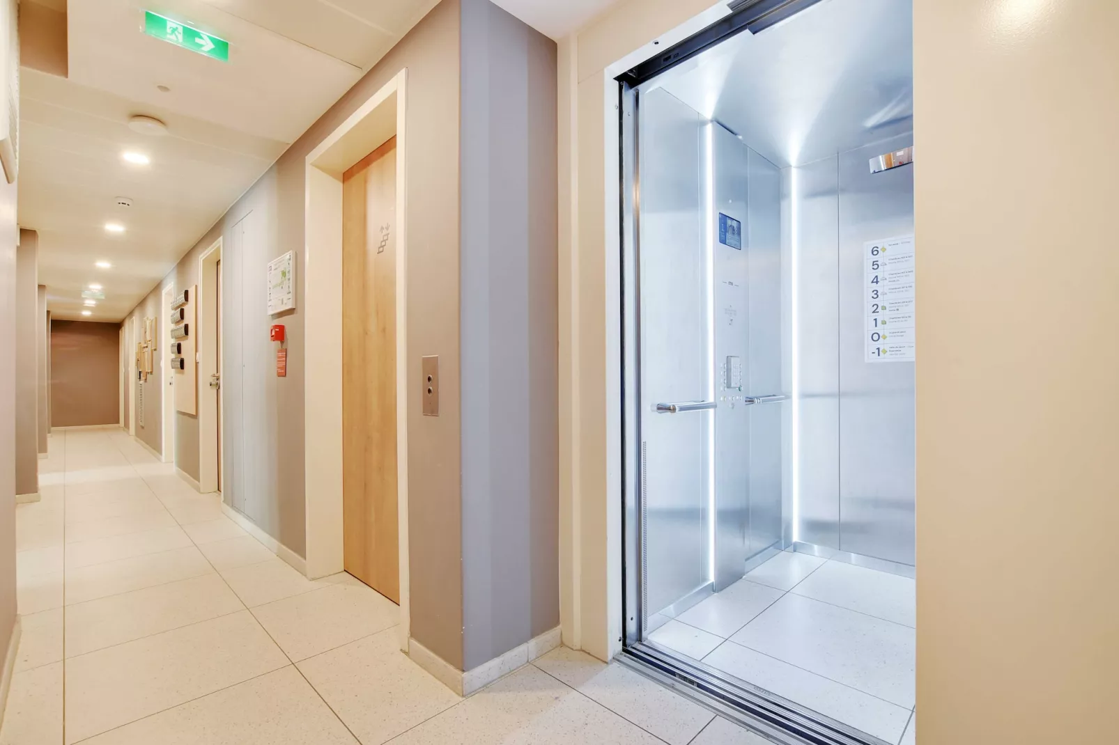 AS-1-HELIOPOLIS-102-M-Indoor