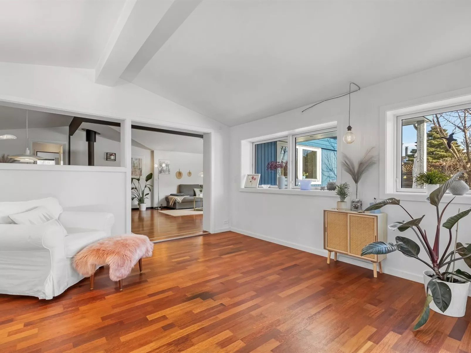 "Etly" - 900m from the sea-Dedans