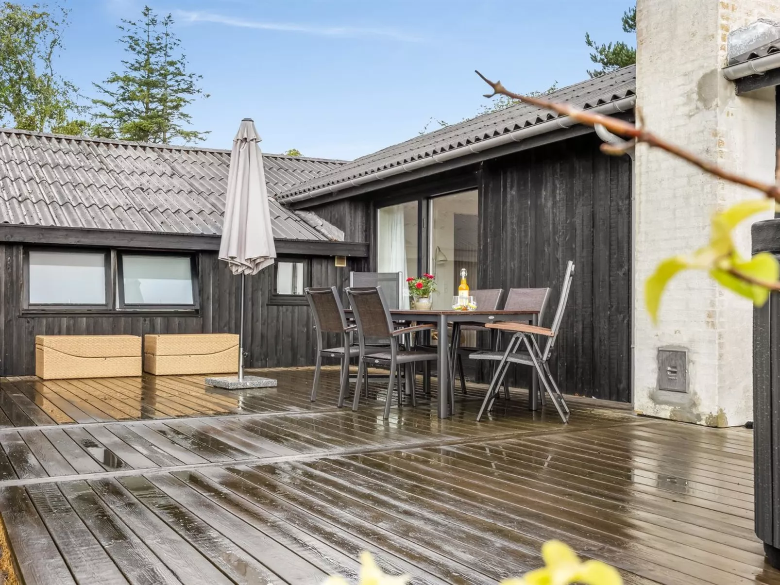 "Githe" -  from the sea-Outside