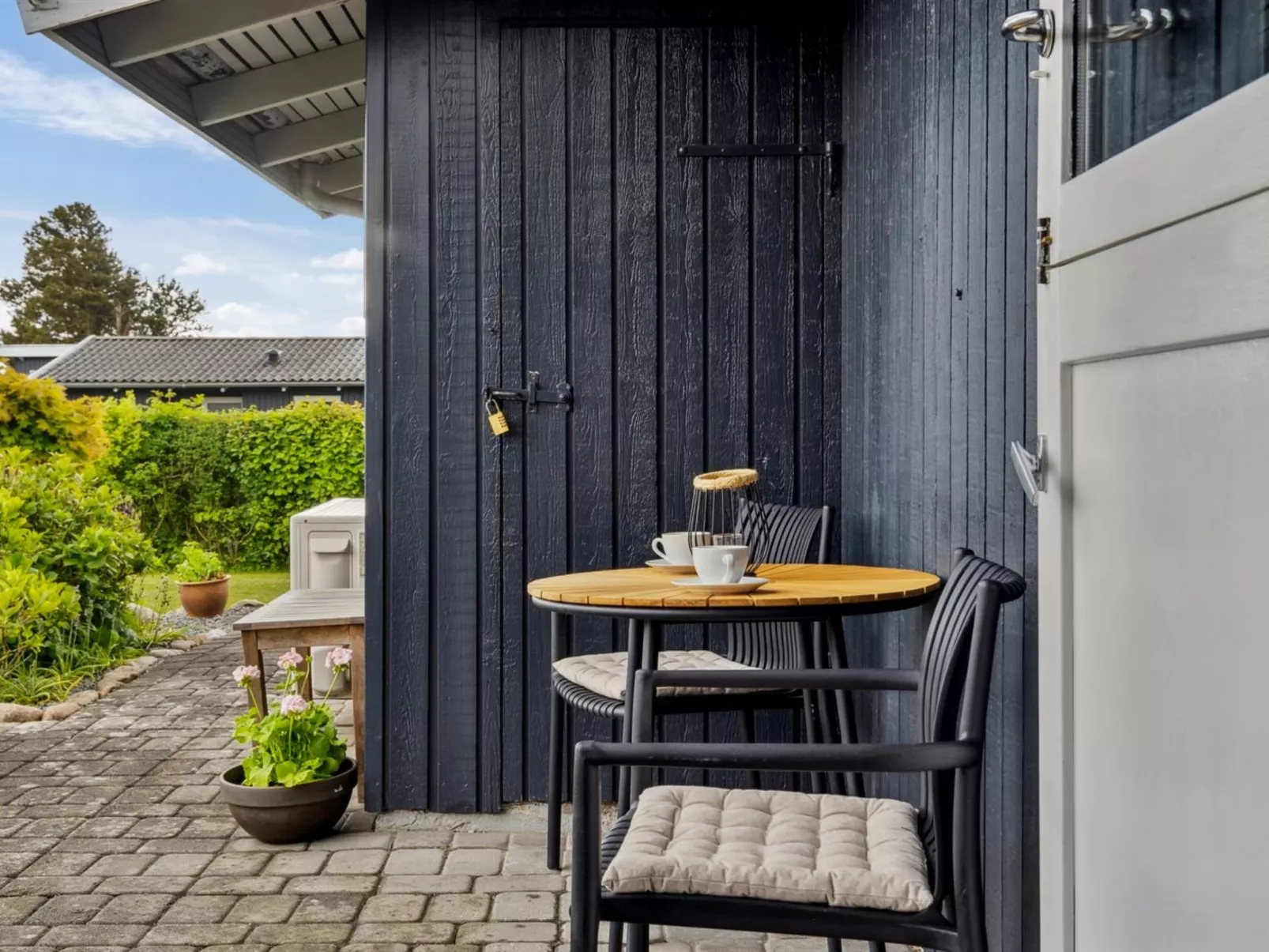 "Eweline" - 400m from the sea-Outside