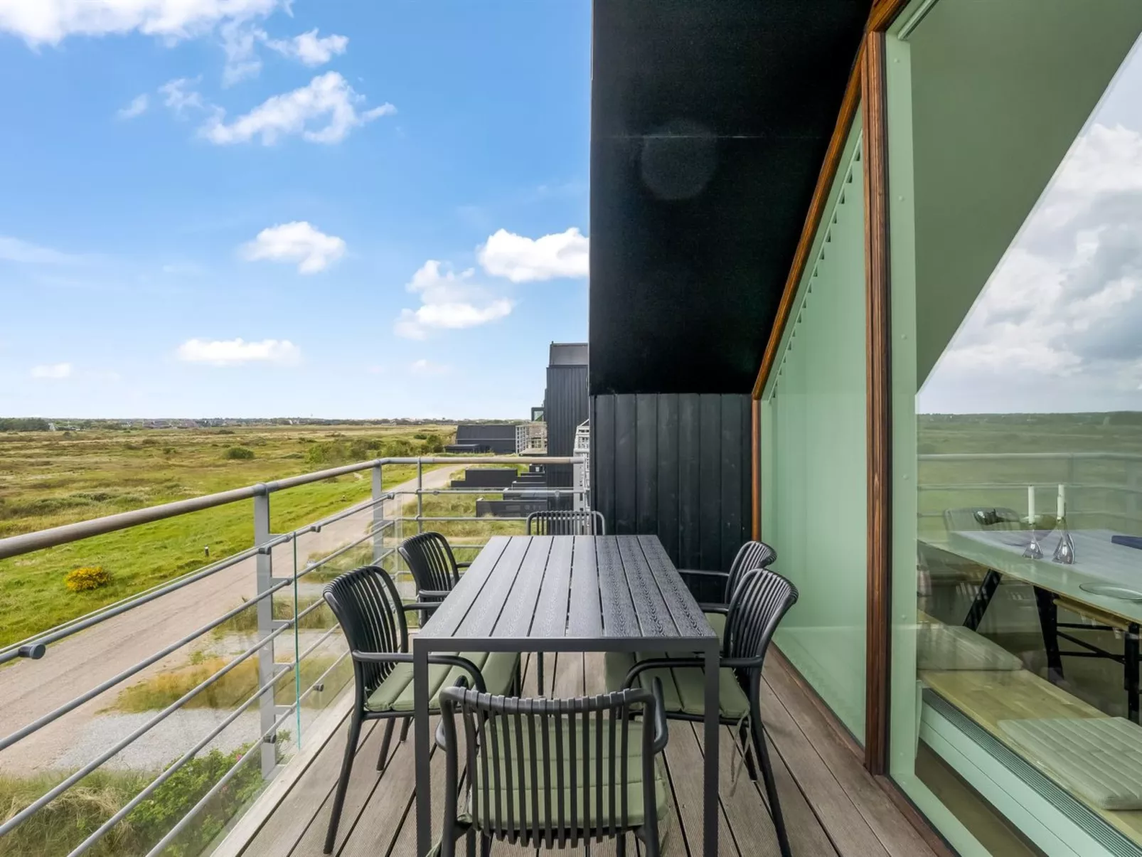 "Anita" - 575m from the sea-Draußen