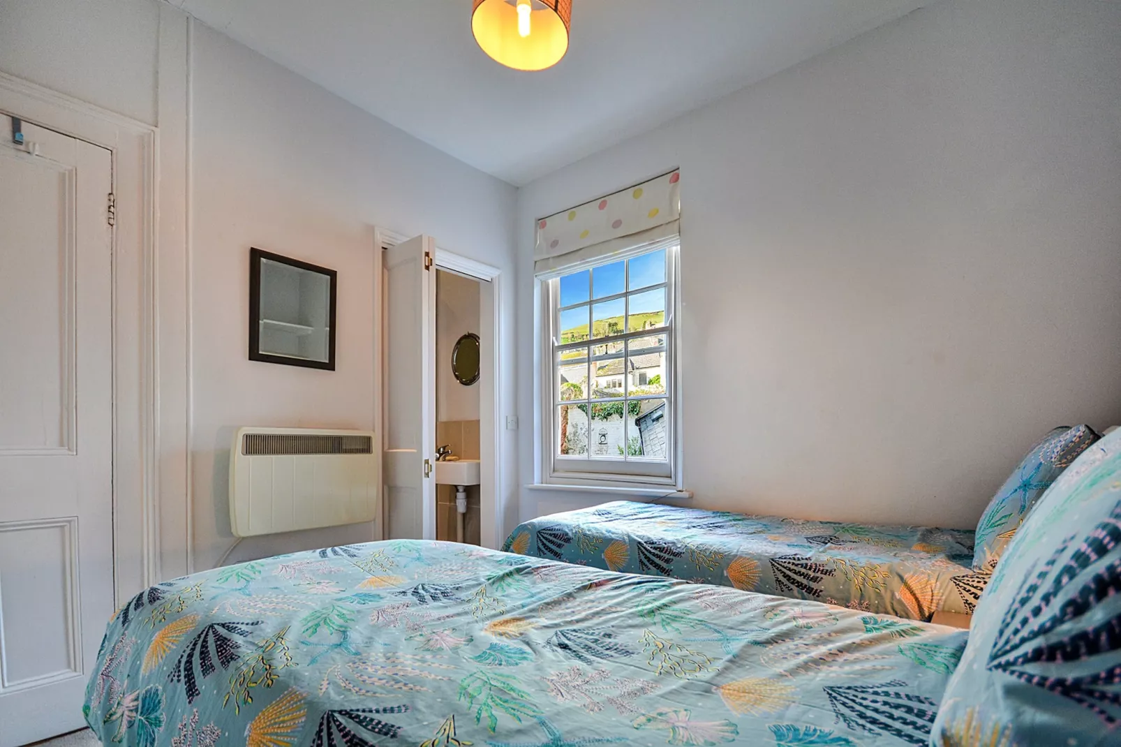 One The Green, Kingsand-Chambre