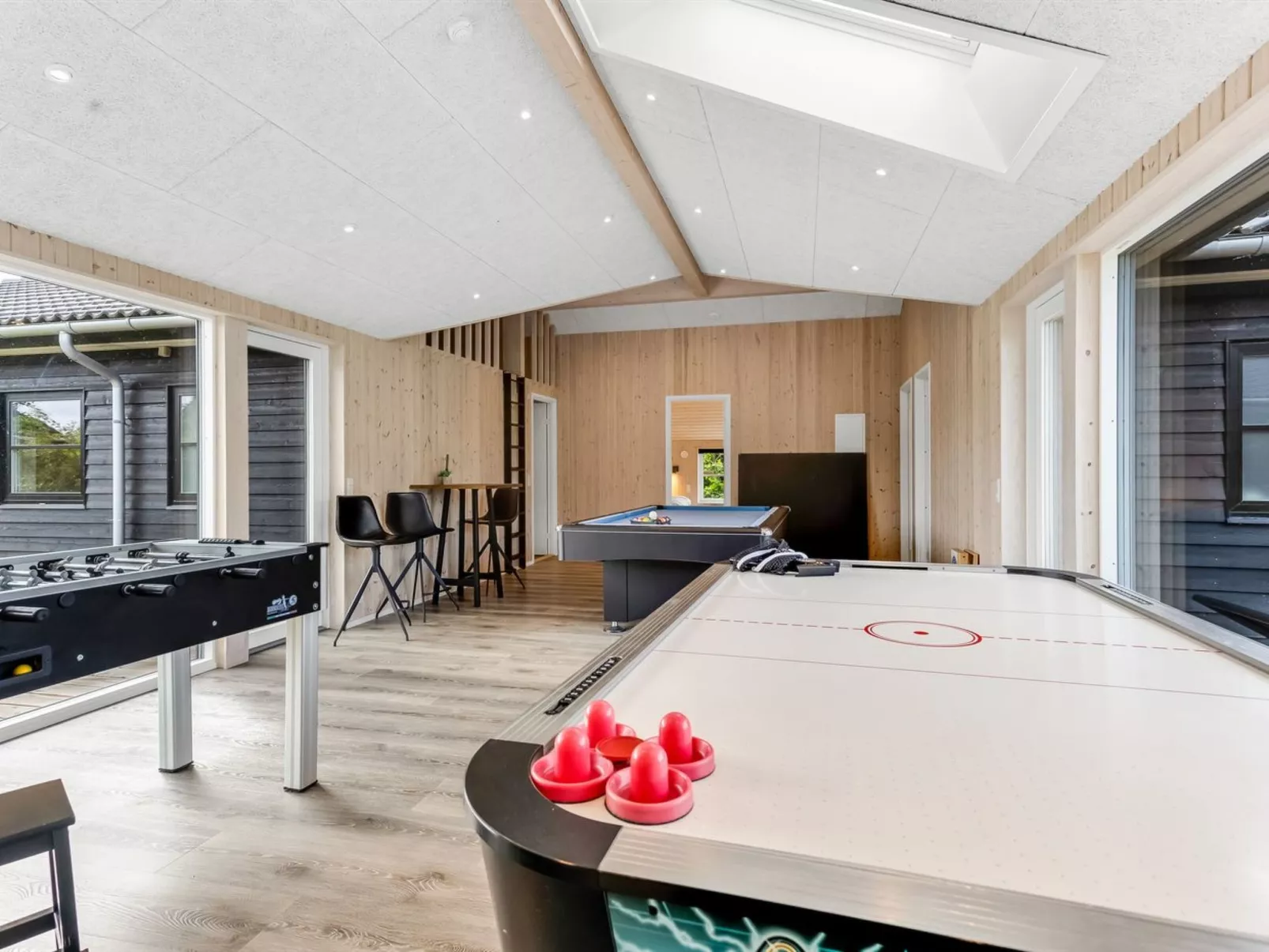 "Matild" - 400m from the sea-Dedans