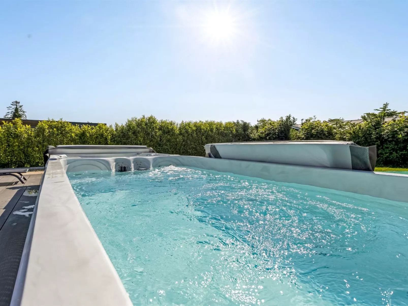 "Bernadine" - 500m from the sea-Dedans