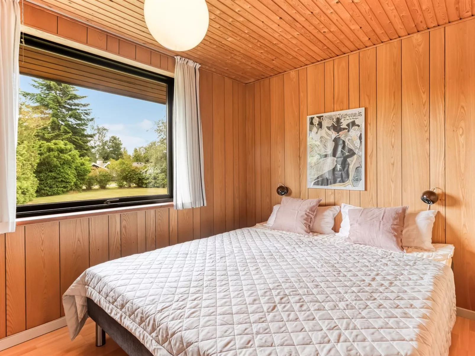 "Ognen" - 800m from the sea-Drinnen