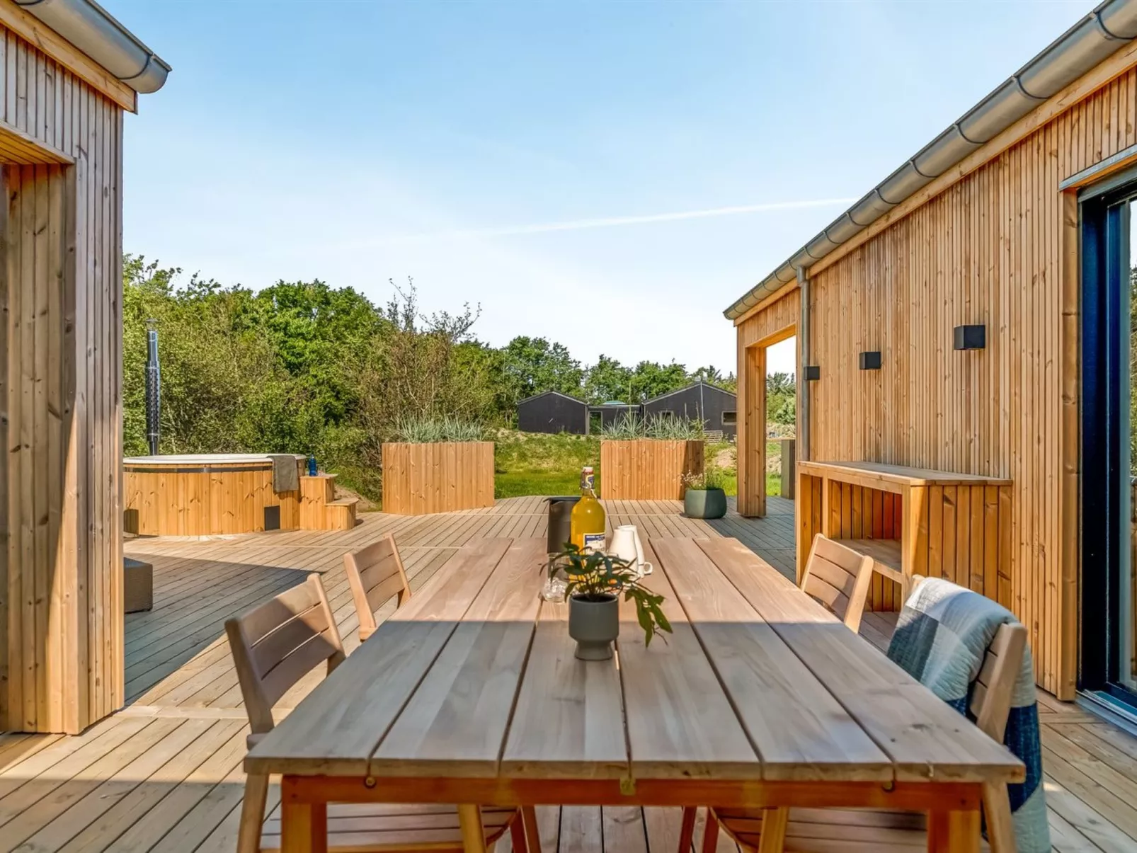 "Silja" - 900m from the sea-Outside