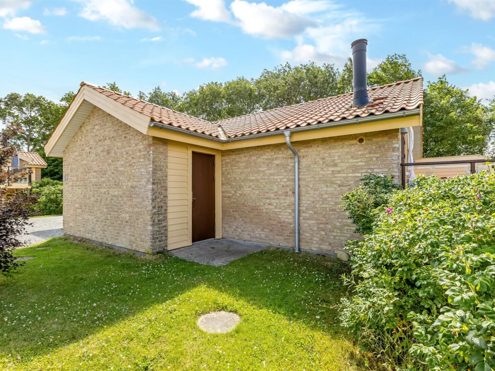 "Rouwen" - 120m from the sea-Draußen