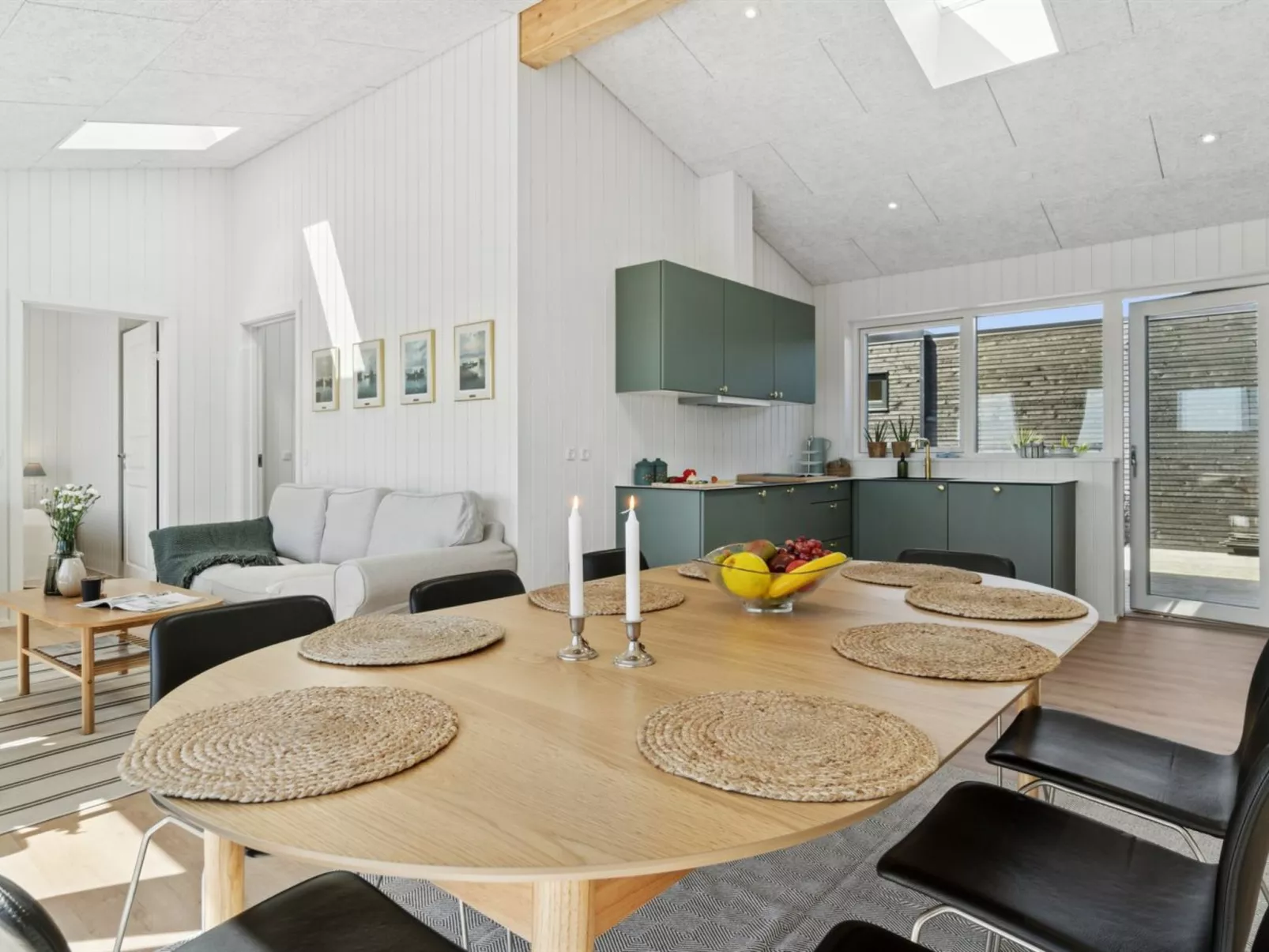 "Fabine" - 75m from the sea-Inside