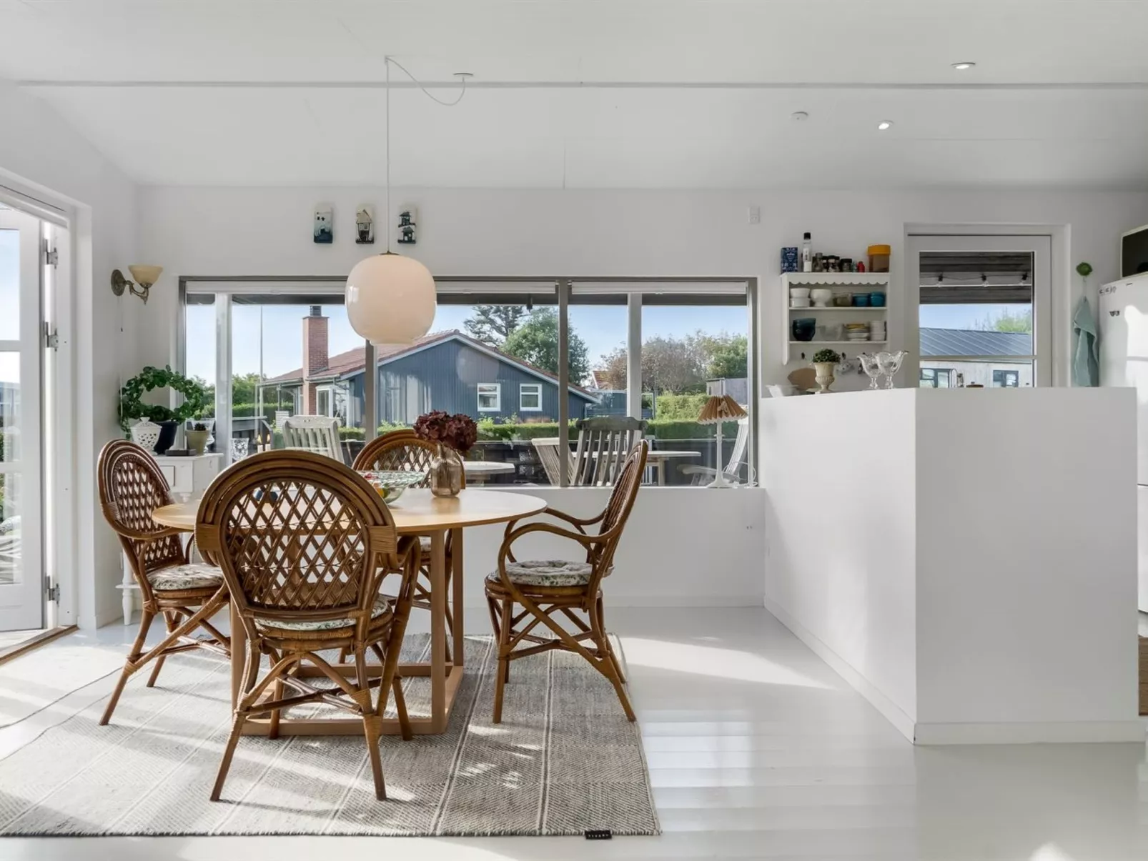 "Thit" - 90m from the sea-Dedans