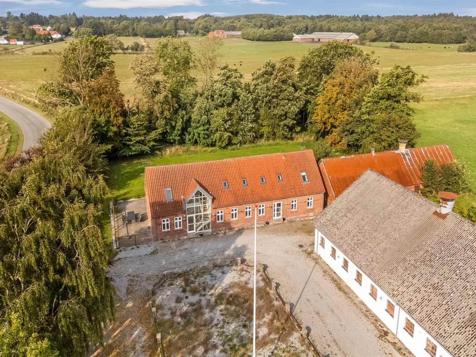 "Har" - 1.2km from the sea-Outside