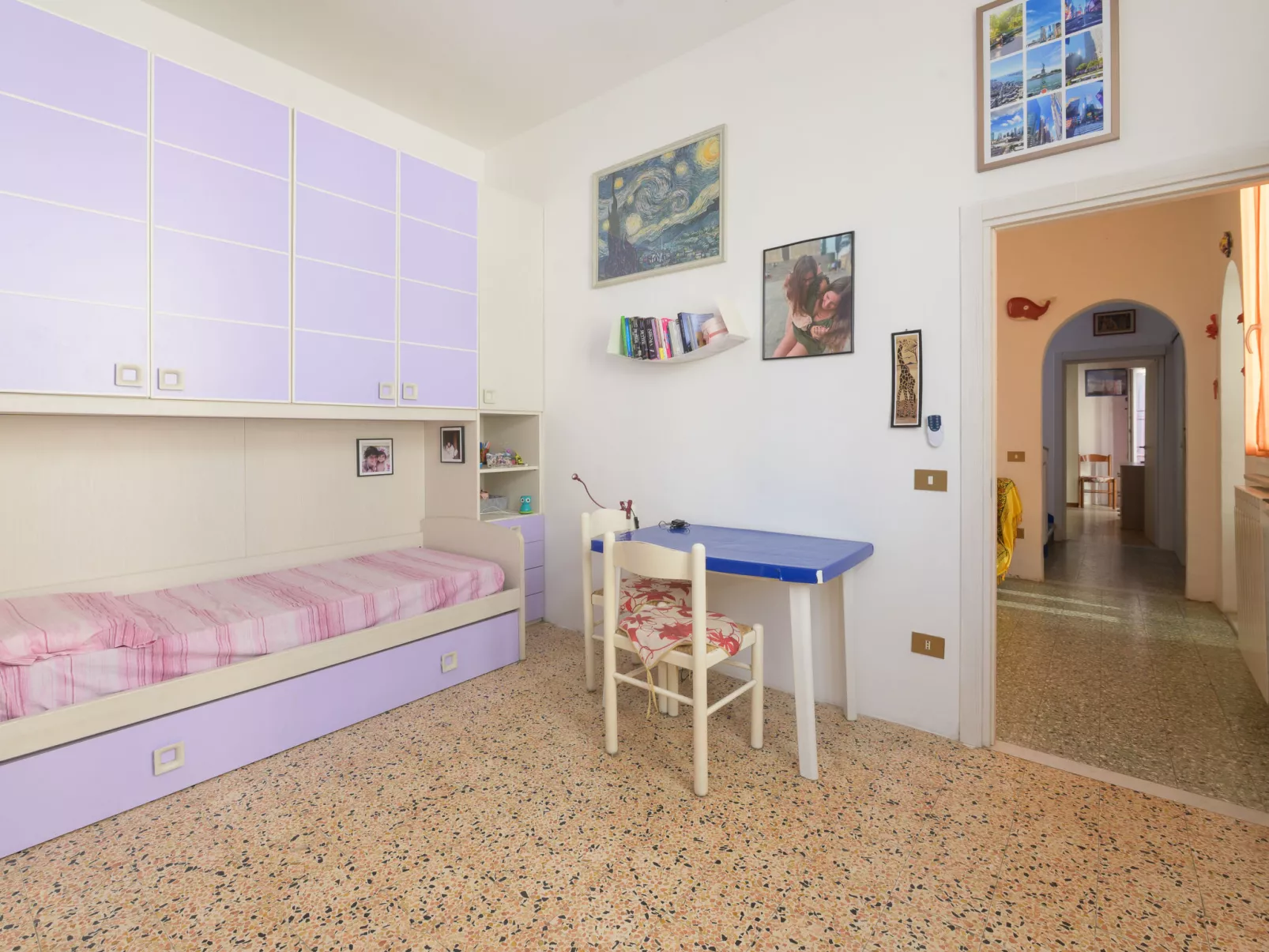 Il cortile nel centro-Inside