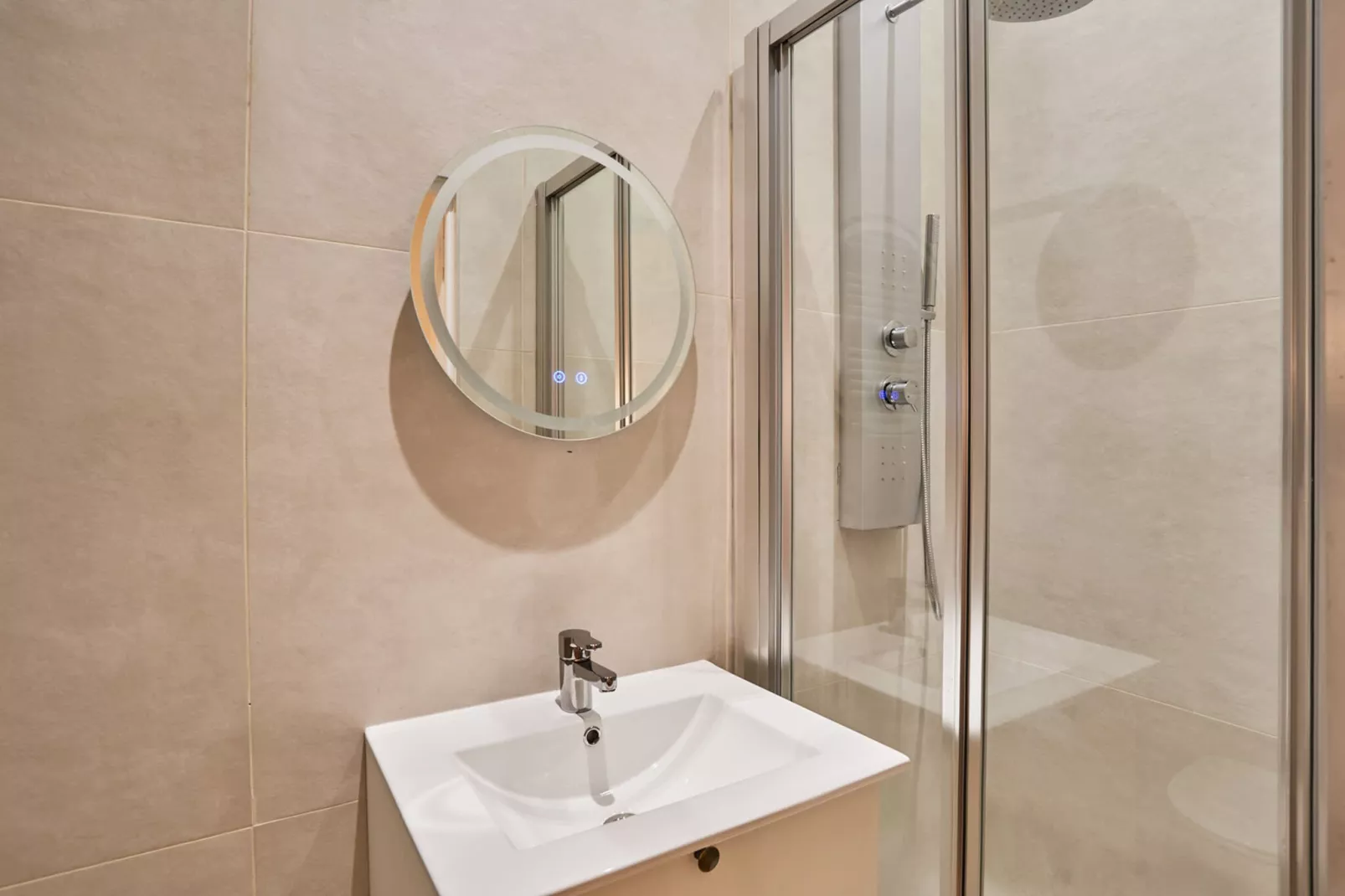 ABOUKIR 119-Untagged