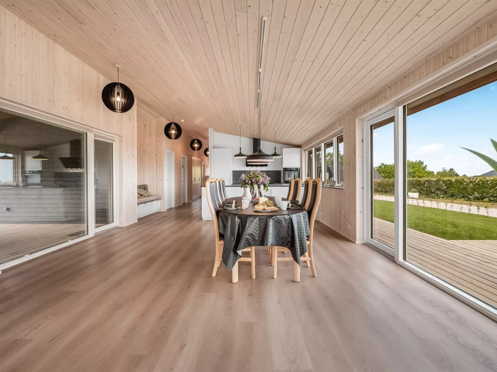 "Siljan" - 400m from the sea-Dedans