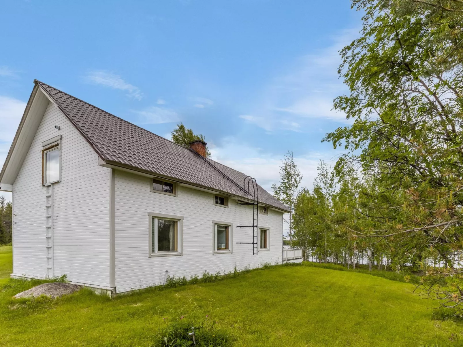 Perälän pirtti-Inside