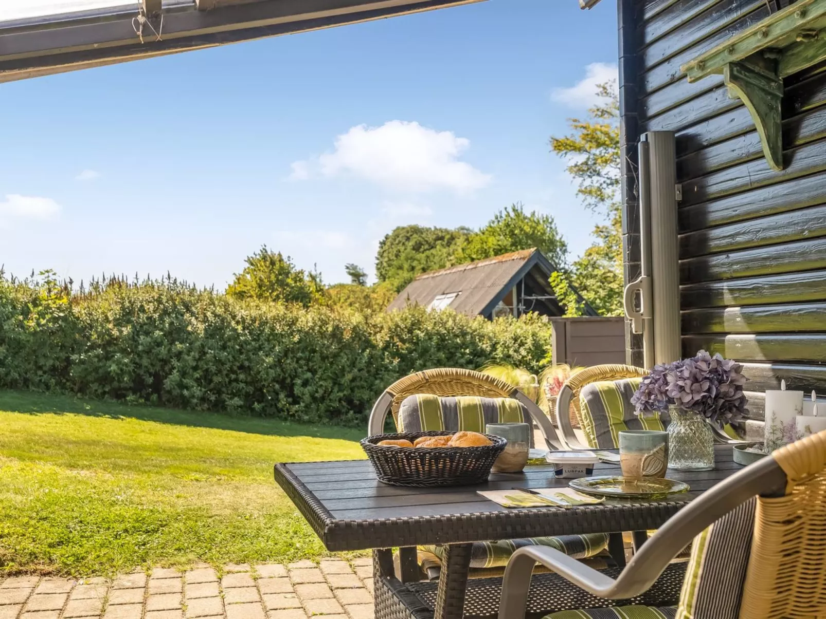 "Berner" - 500m to the fjord-Outside