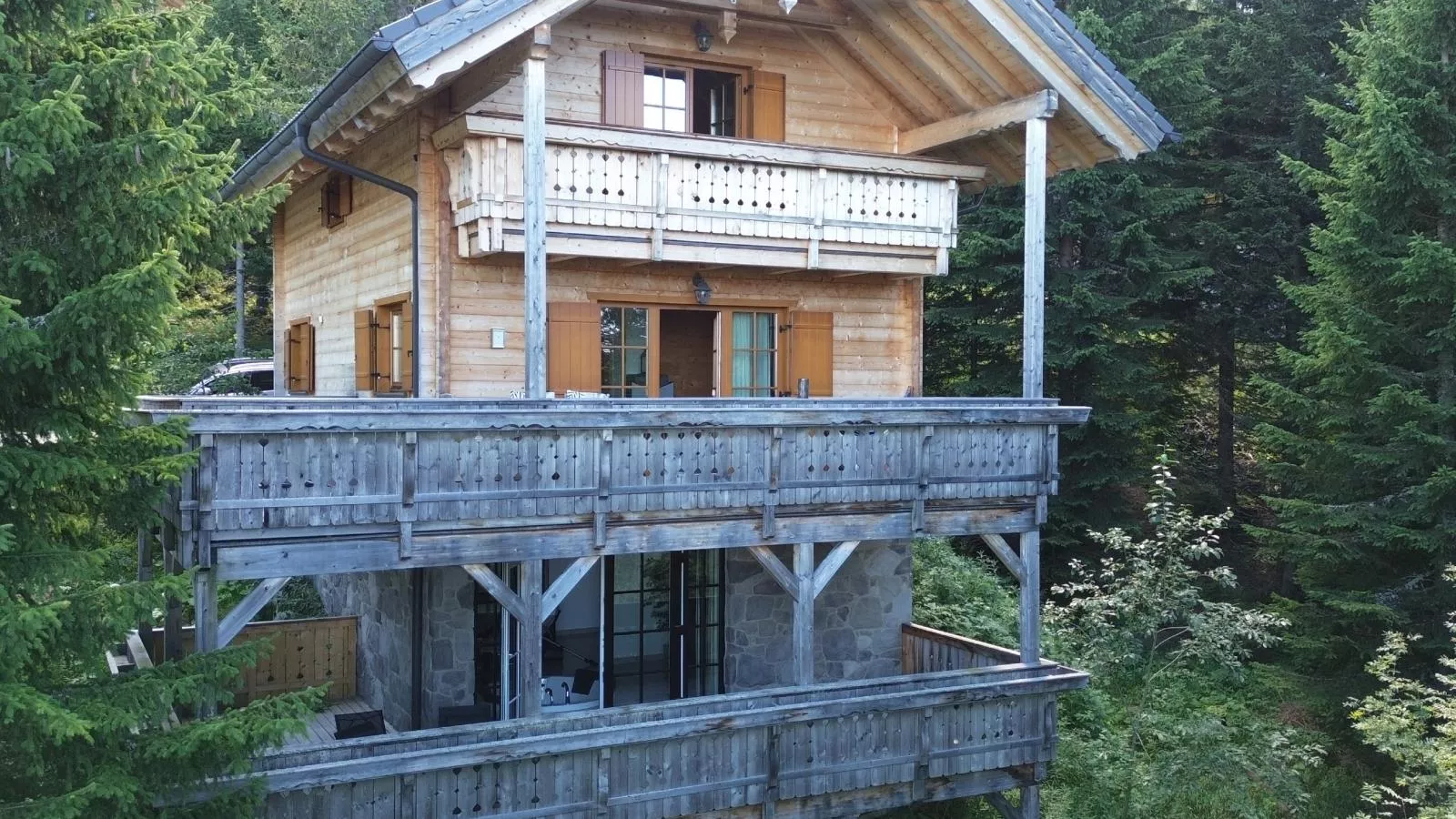 Chalet Bergoase-Exterior summer