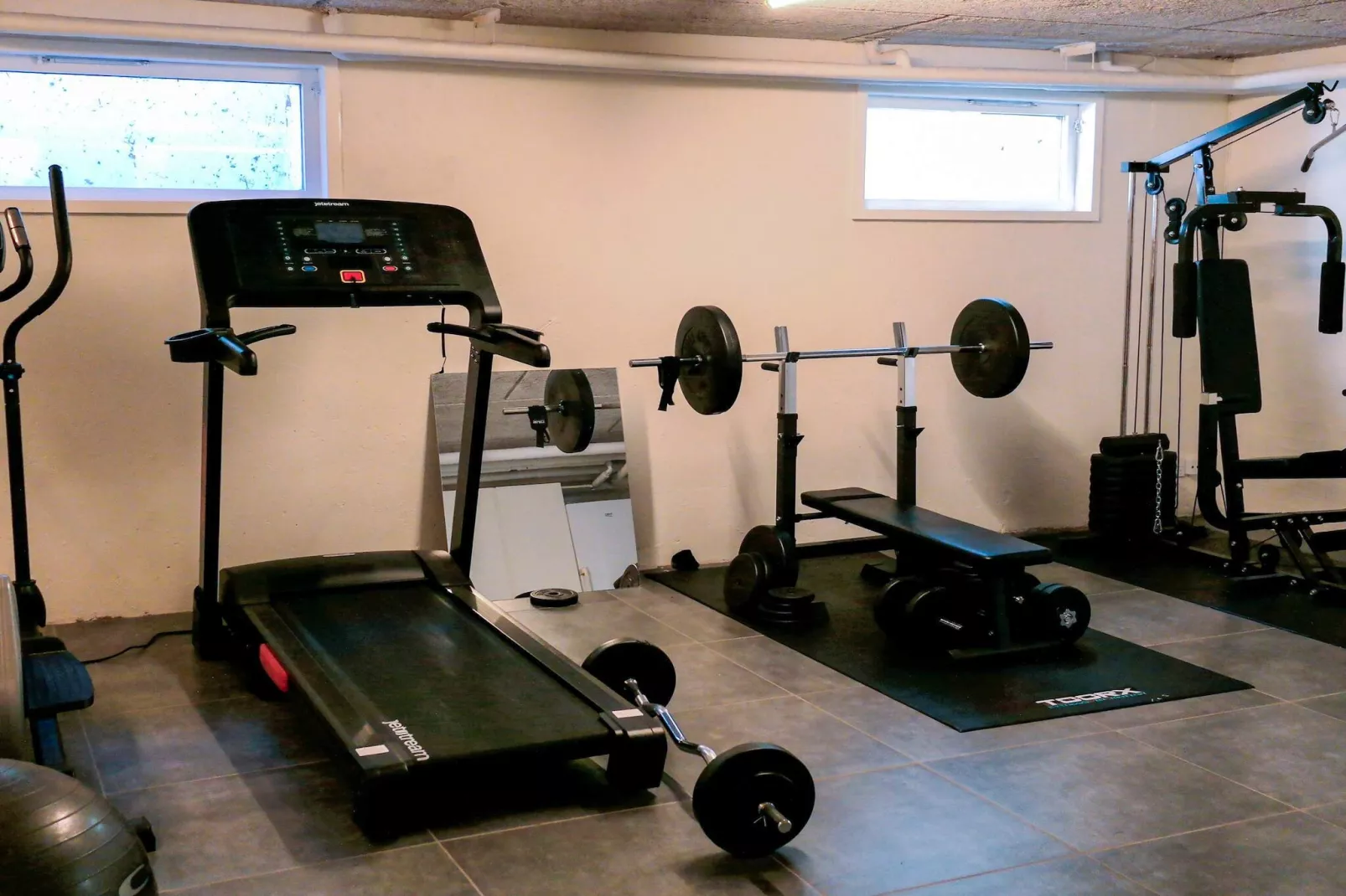 Family-Friendly House with Sauna-Untagged