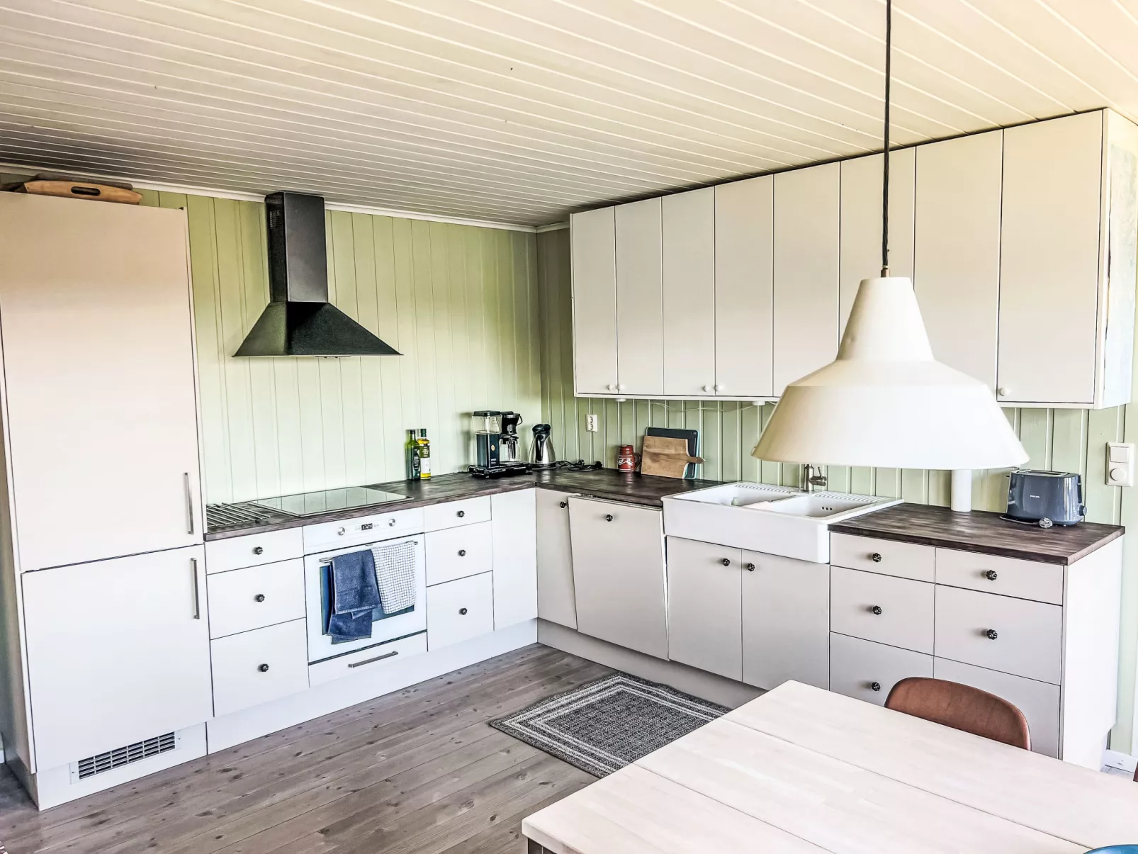 Lauvlid Cottage-Drinnen