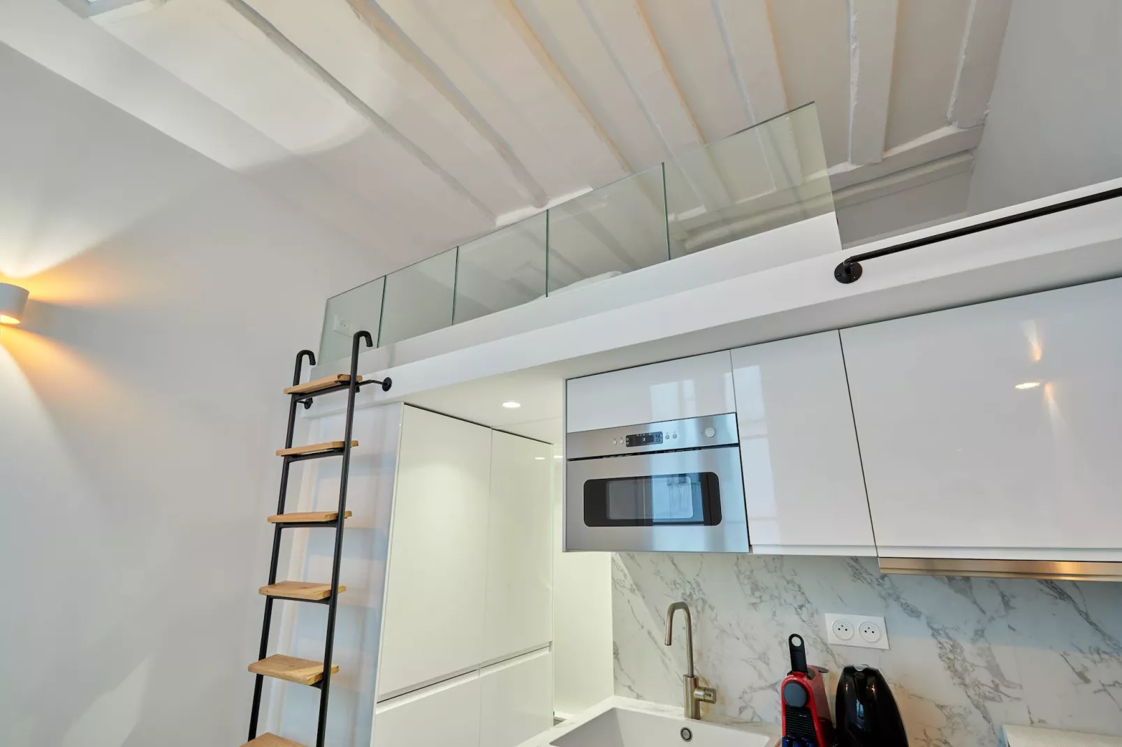 ROUSSEAU-Nicht zugeordnet