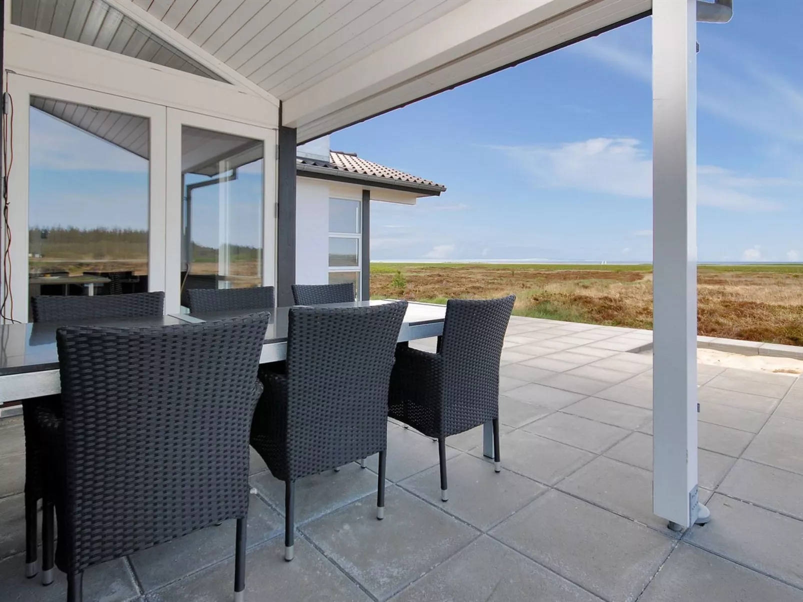 "Arisa" - 100m to the fjord-Outside