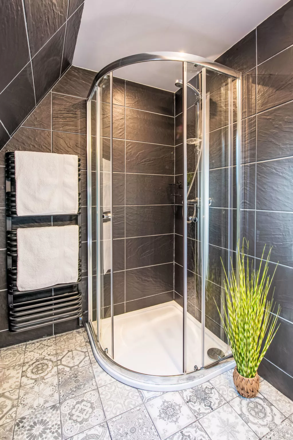 Pine Needle Lodge-Dedans