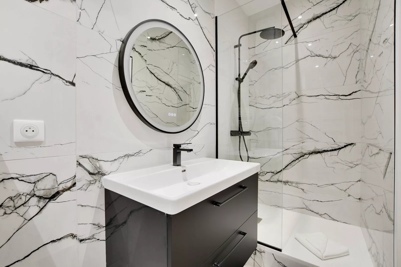 PB-14-GONCOURT-2-Salle de bain