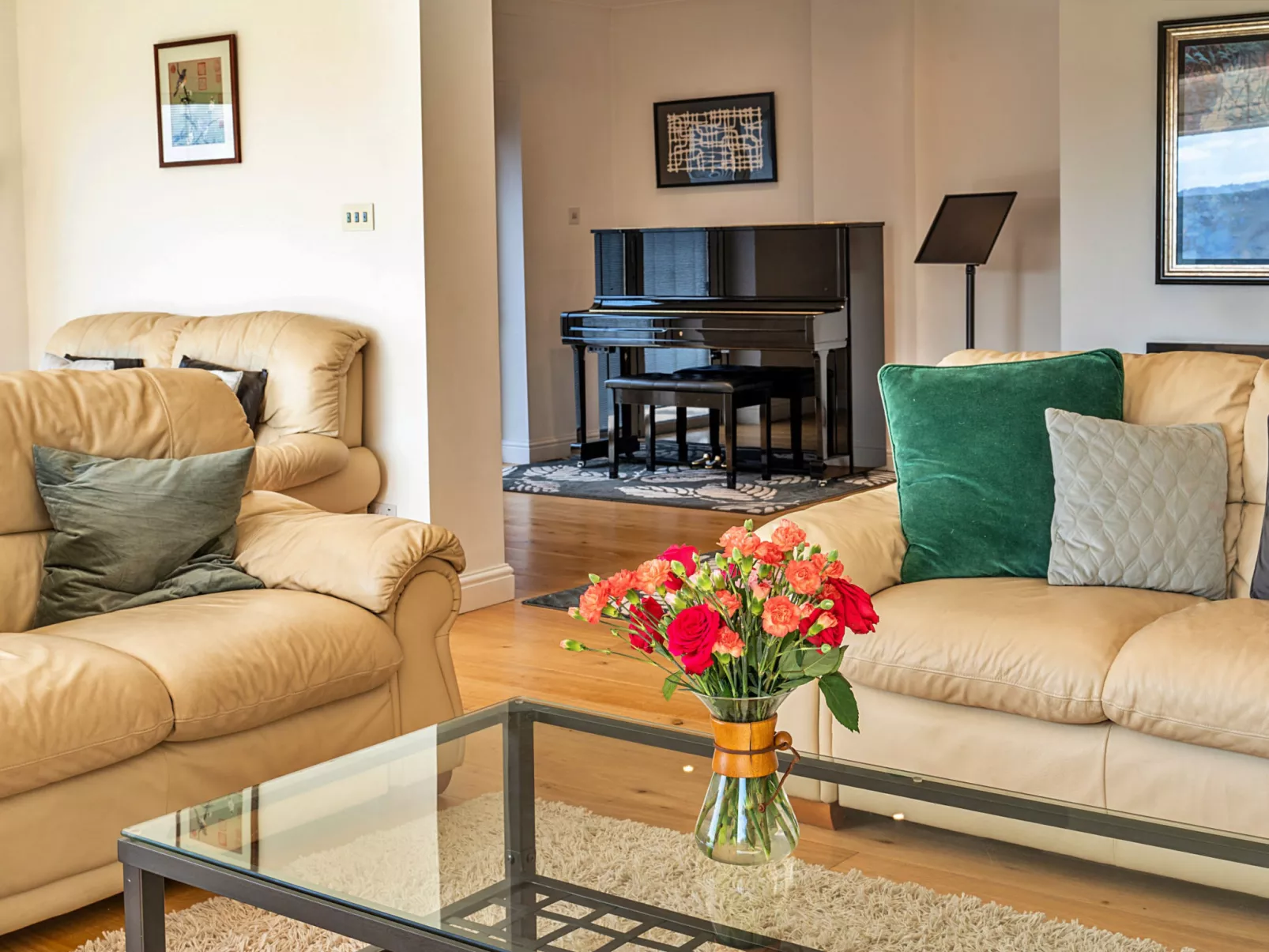 Gratton House-Inside