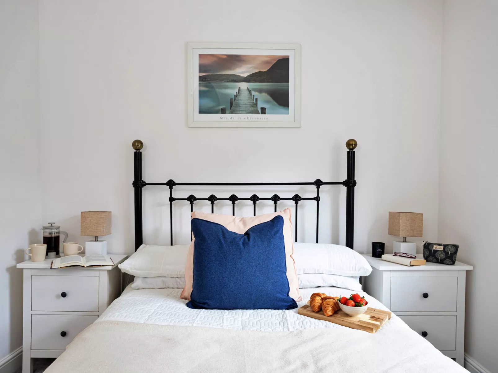 Courtyard Cottage-Inside