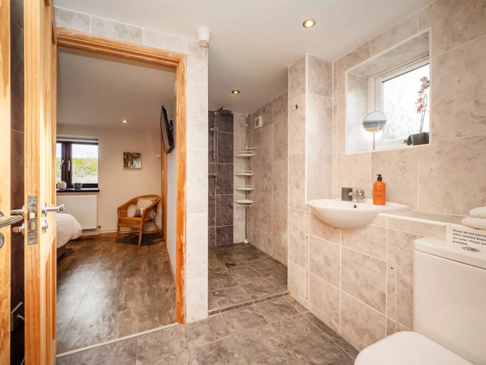 Pottles Cottage-Dedans