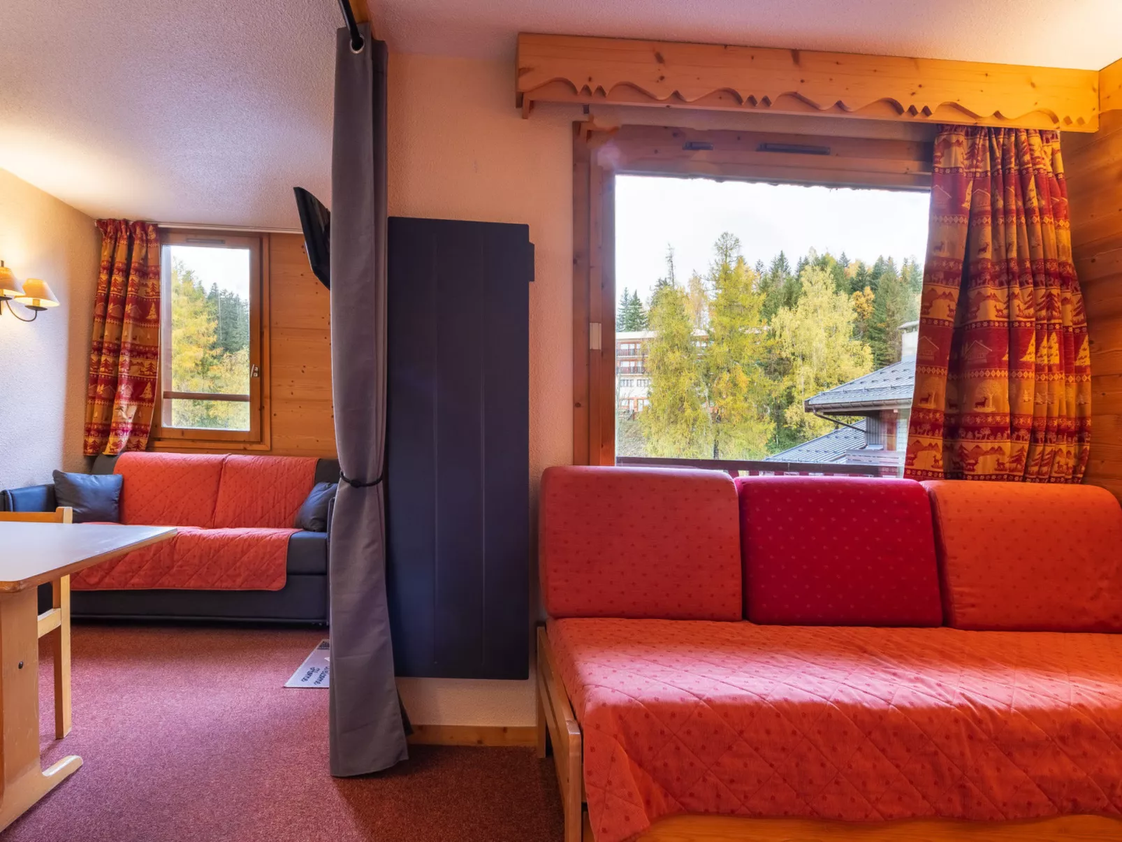 LES ARCADES A-Dedans