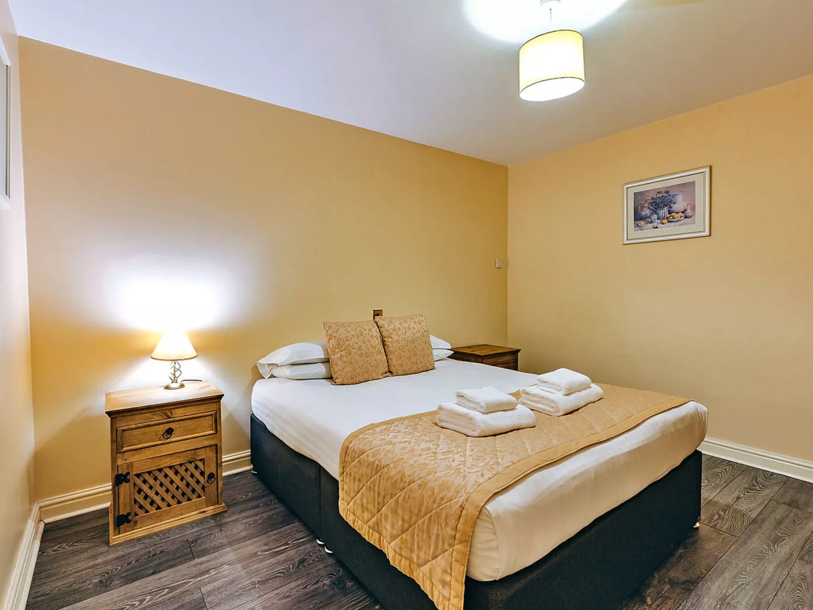 Netley Hall - Rose-Inside