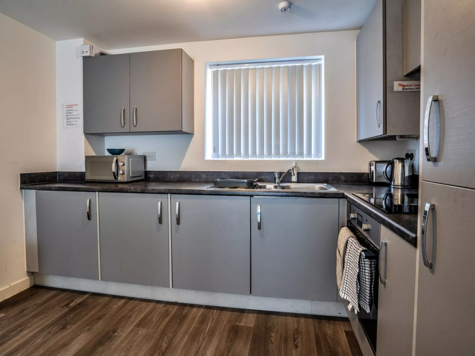 Aldridge Square-Dedans