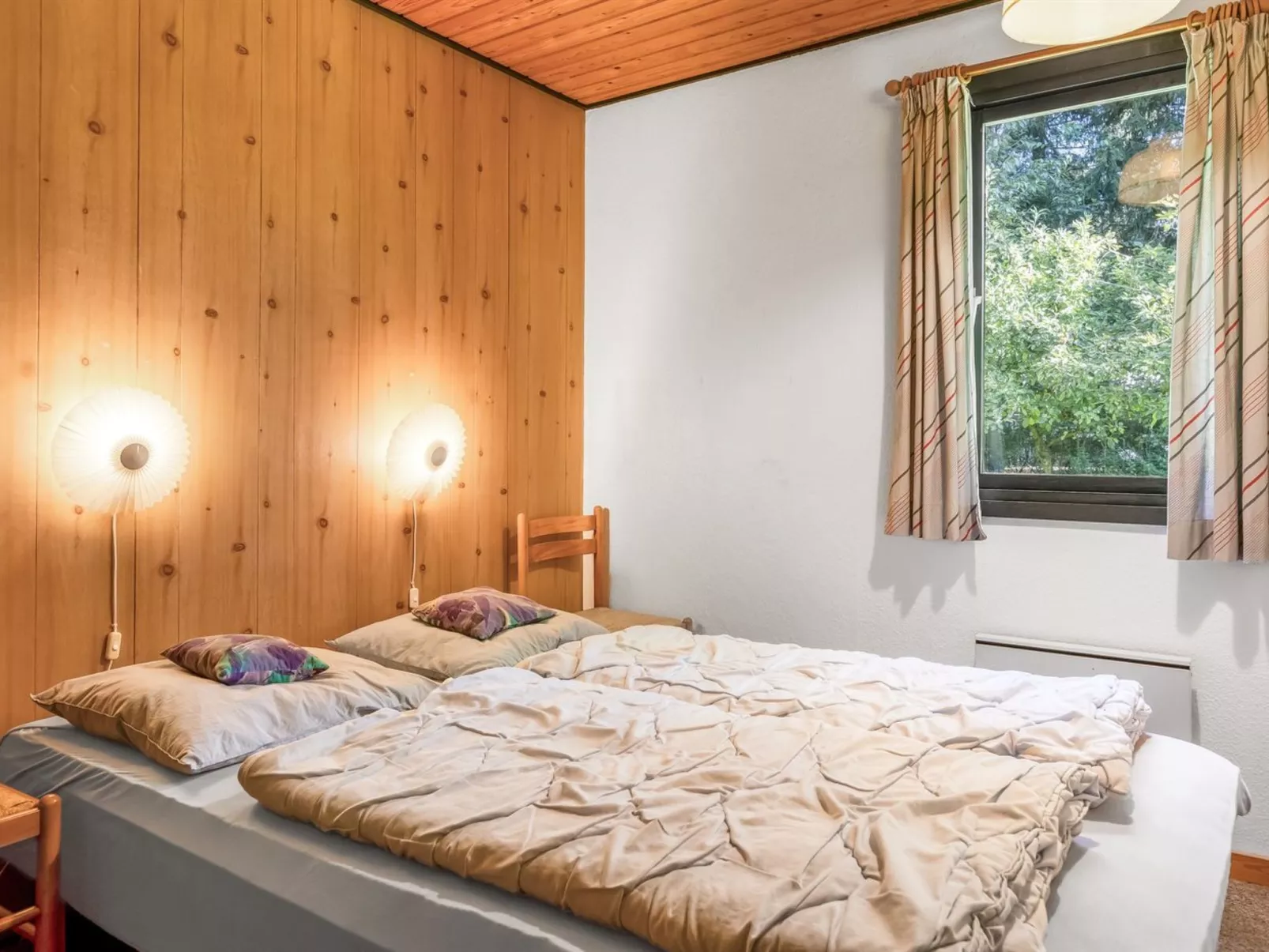 "Aron" - 30km from the sea-Drinnen