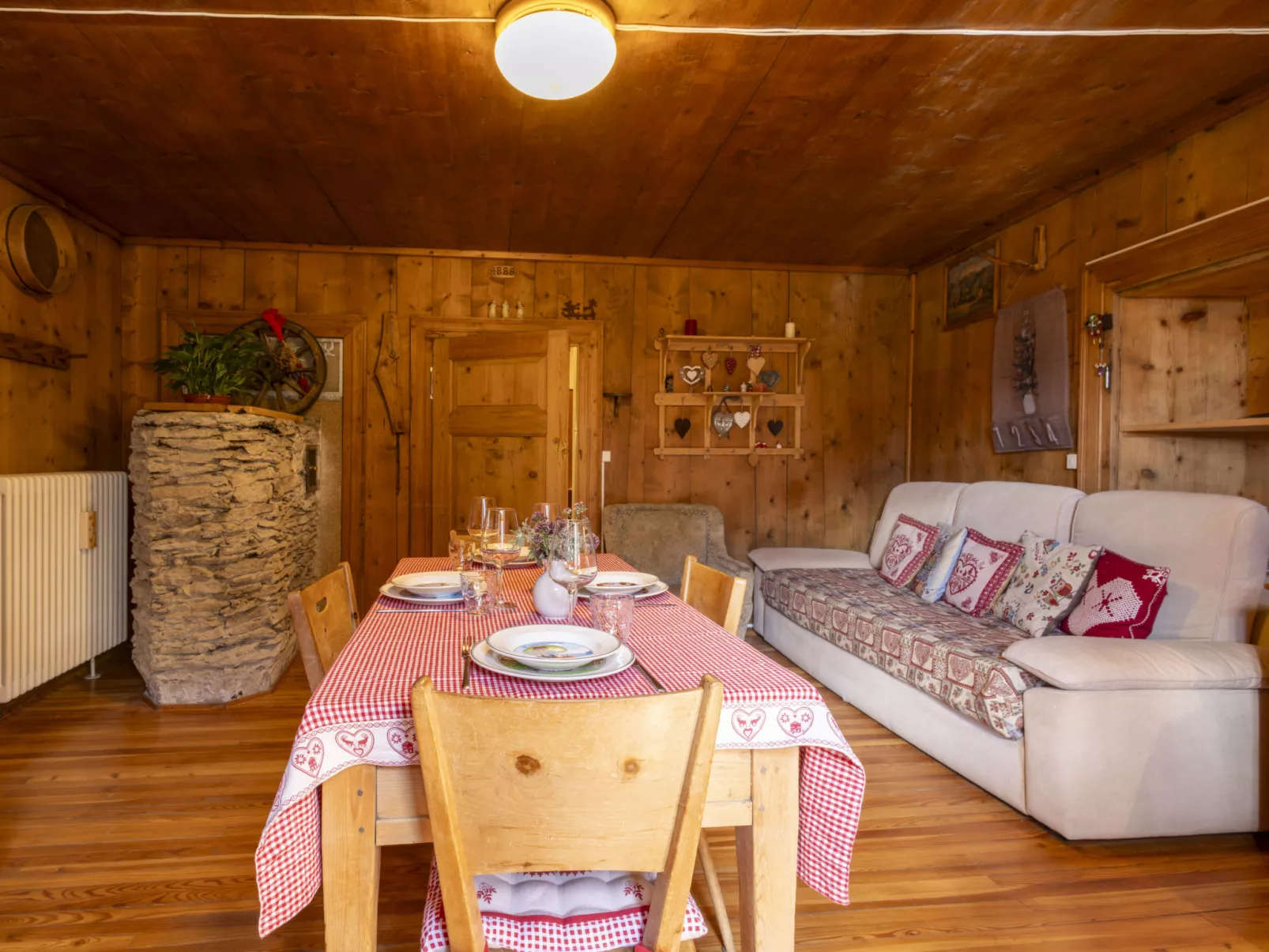 Pozzaglio Mountain Home-Dedans