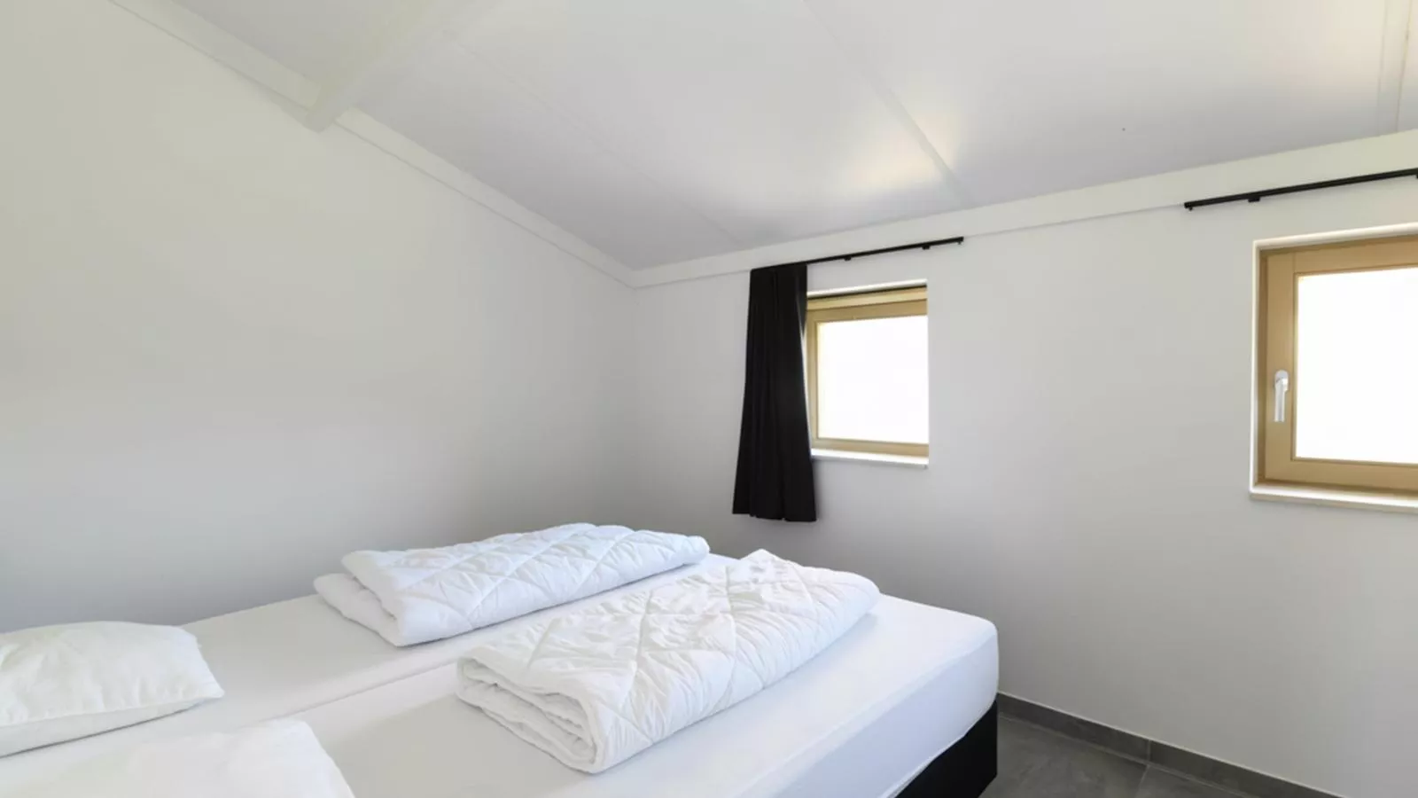 Westhinder I H1-Bedroom