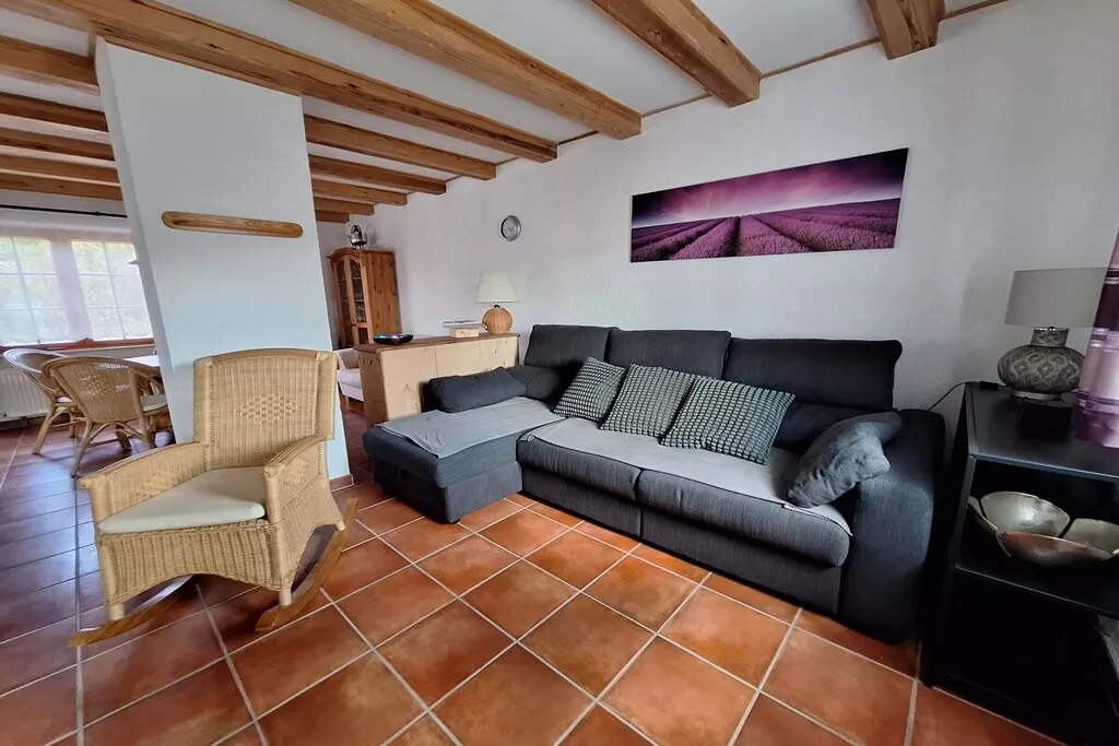 272049-Nicht zugeordnet