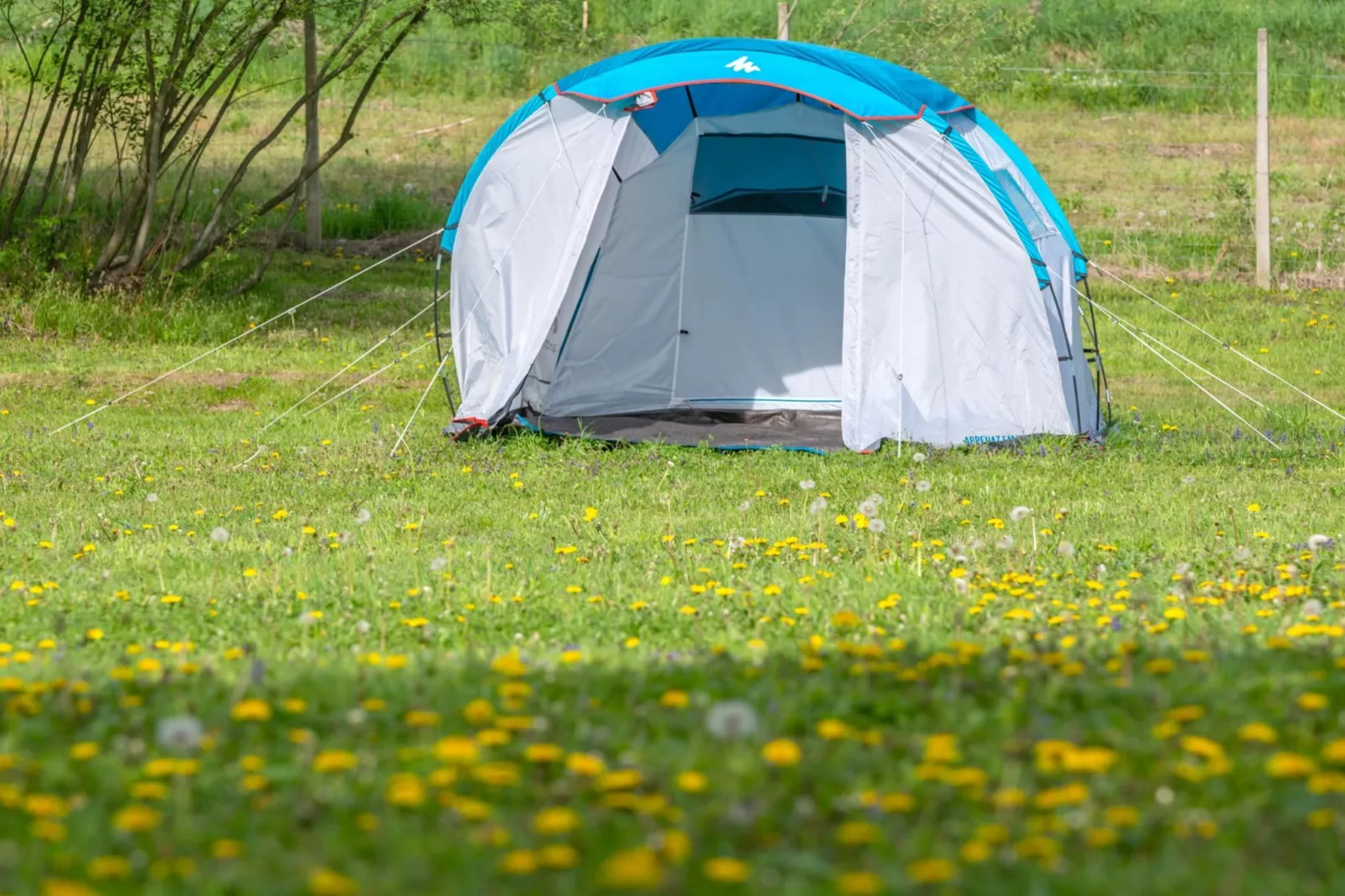 Robinzonski Kamp Hofman - Tent-Extérieur