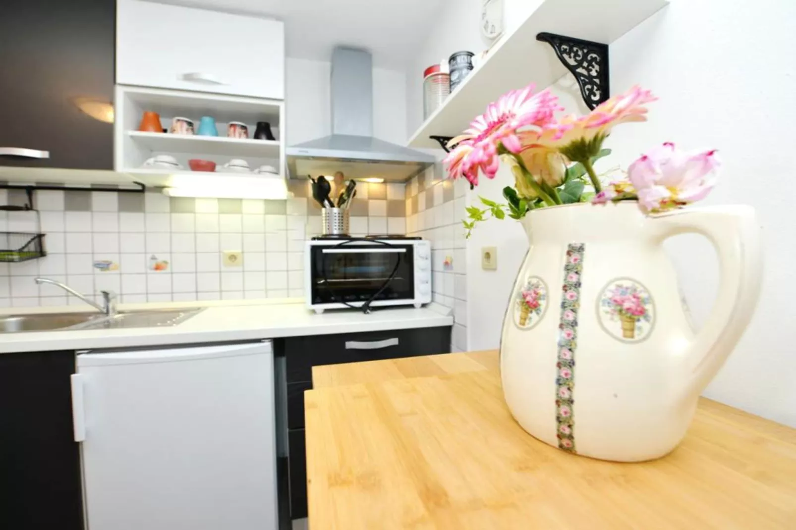 One-Bedroom Apartment (Smokva)-Kitchen