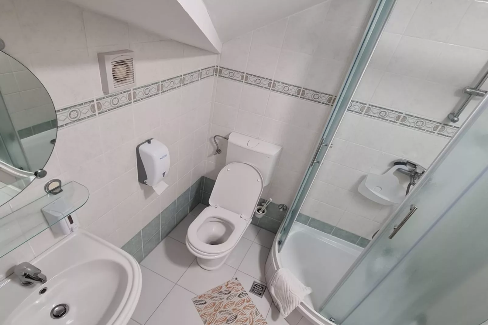 Apartments Pansion Franka 3* - Studio Apartment with Sea View - APT 1B-Bathroom