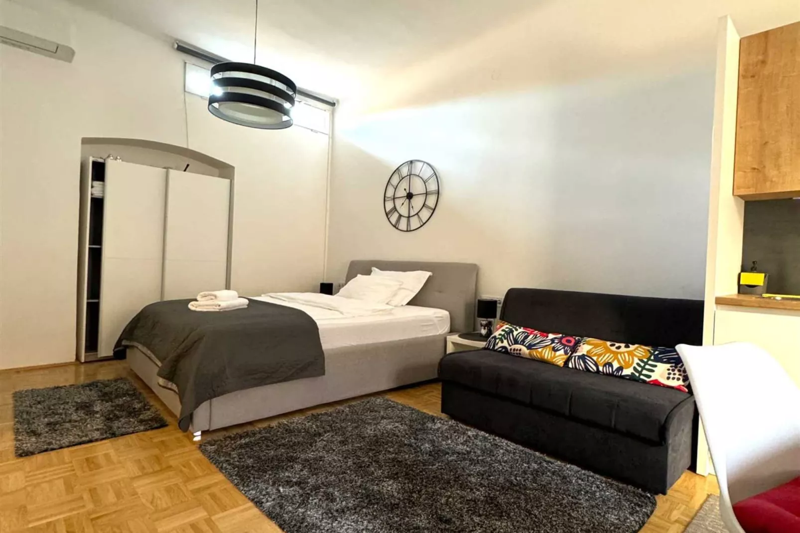 Zagreb Center Apartments- Downtown Apartment- Studio-Bedroom