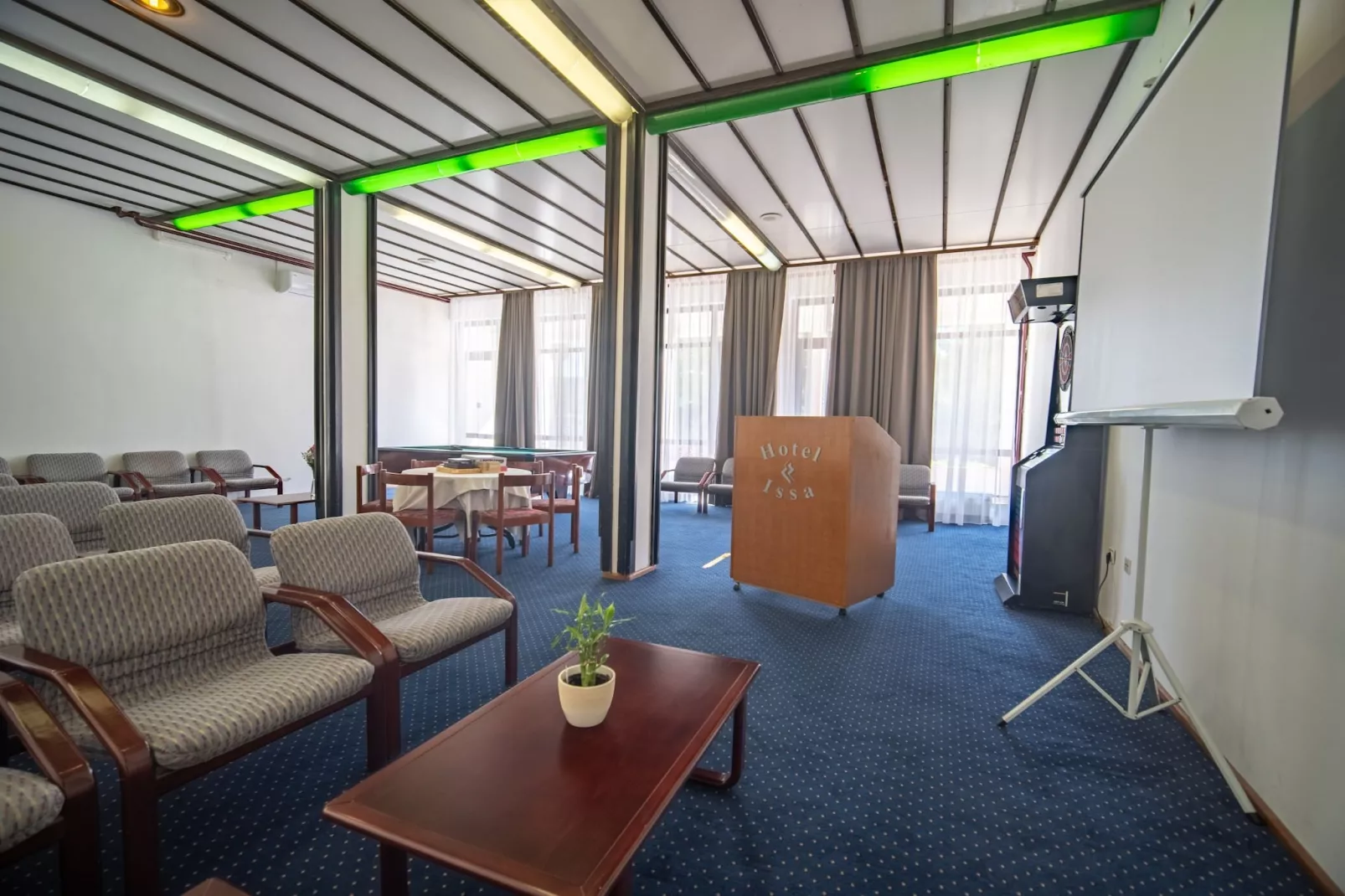 Hotel Issa - Triple Room Sea View-Indoor