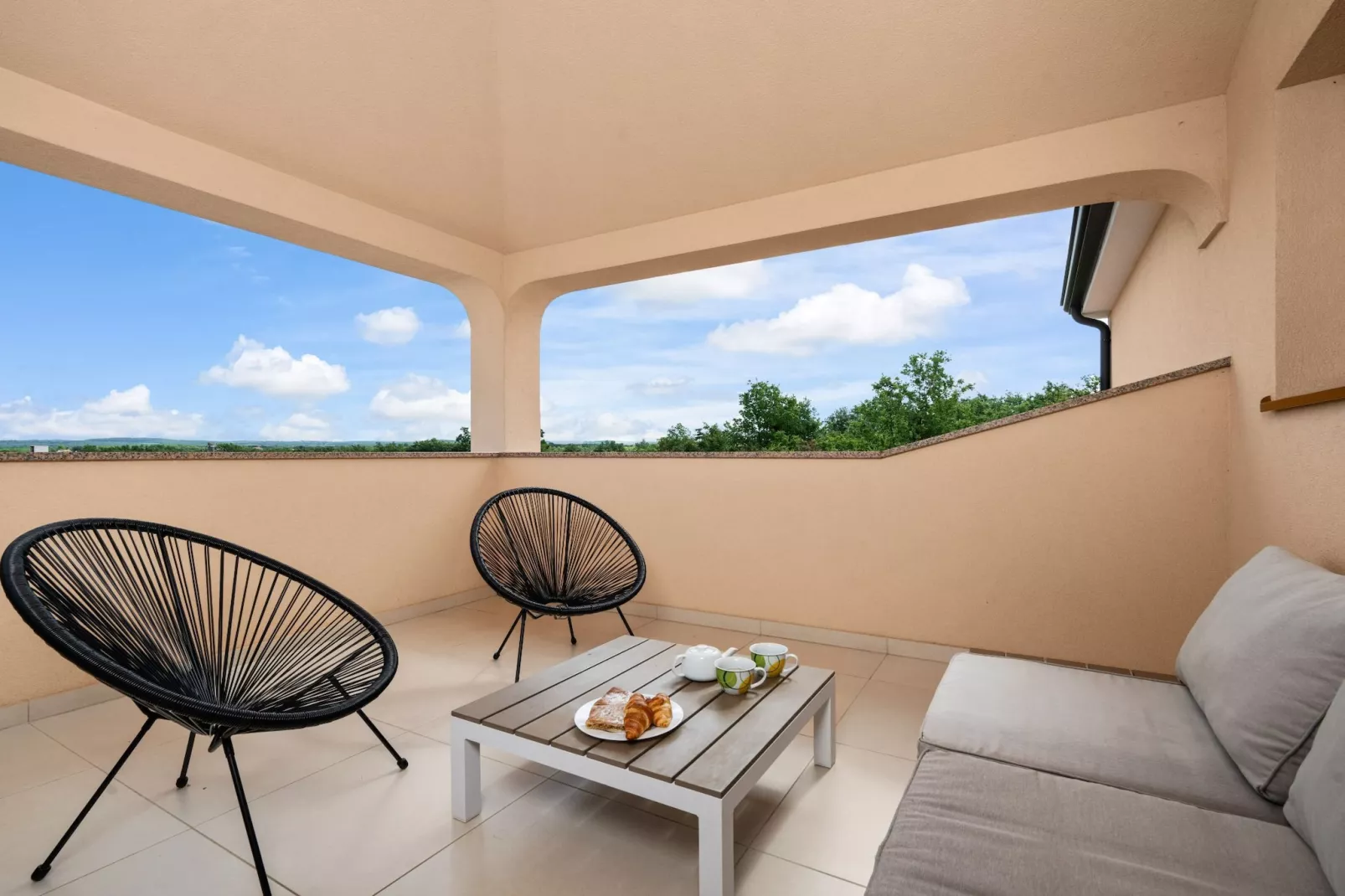 Holiday Home Mlačić - Three Bedroom Holiday Home with Pool-Salle à manger