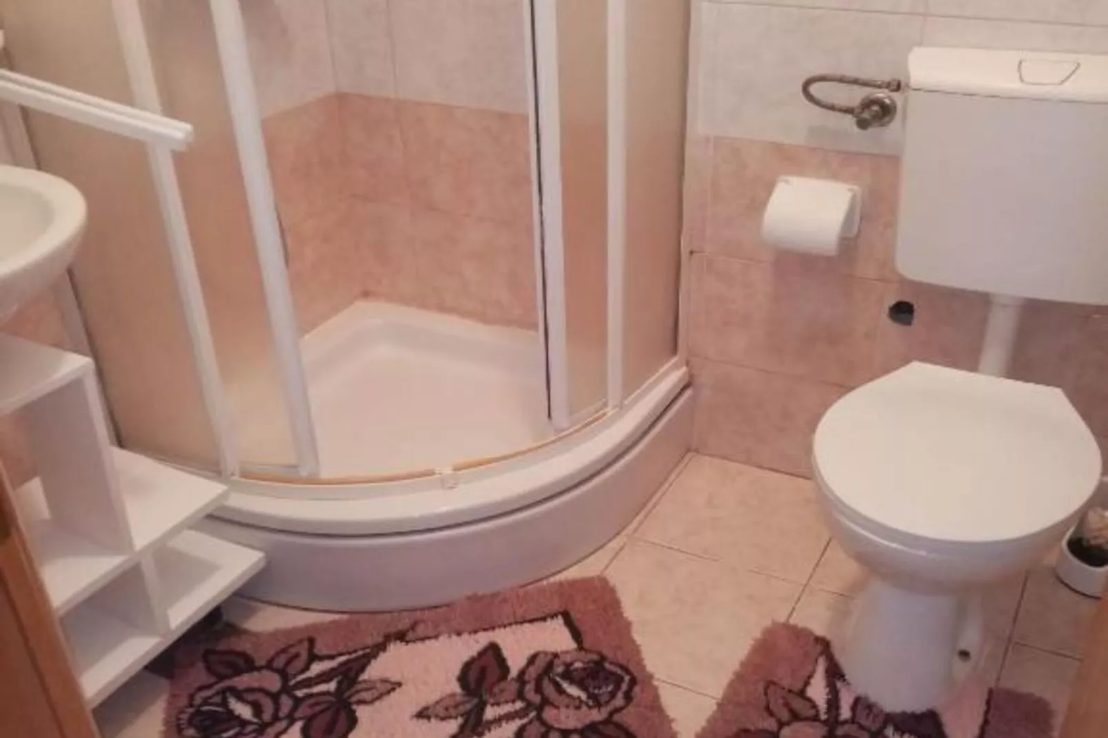 One Bedroom Apartment With Terrace (A1)-Nicht zugeordnet