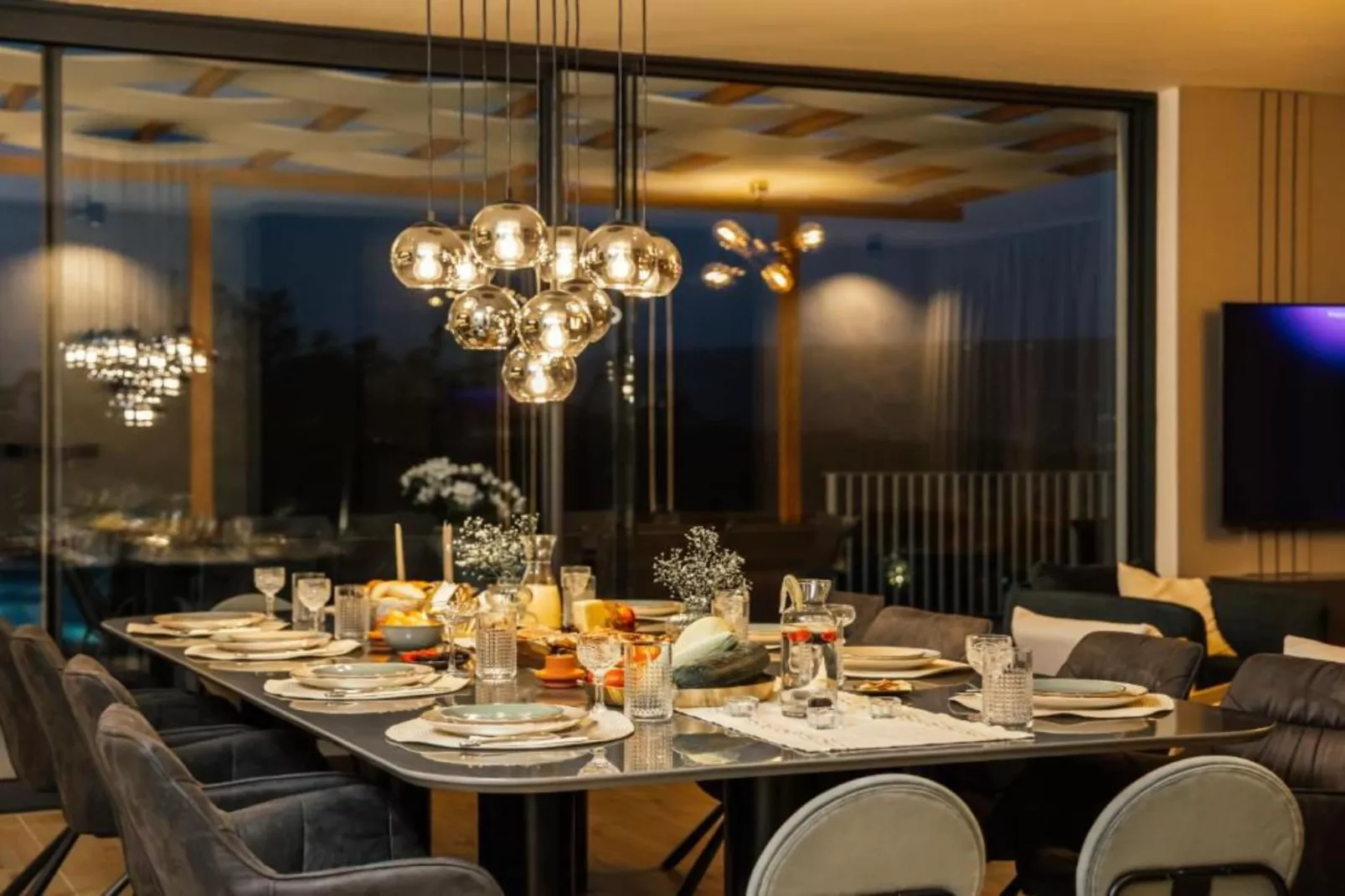 Luxury Villa Lara with Heated Pool, Hot-Tub and Sauna - Six Bedroom Villa with Pool-Dining room