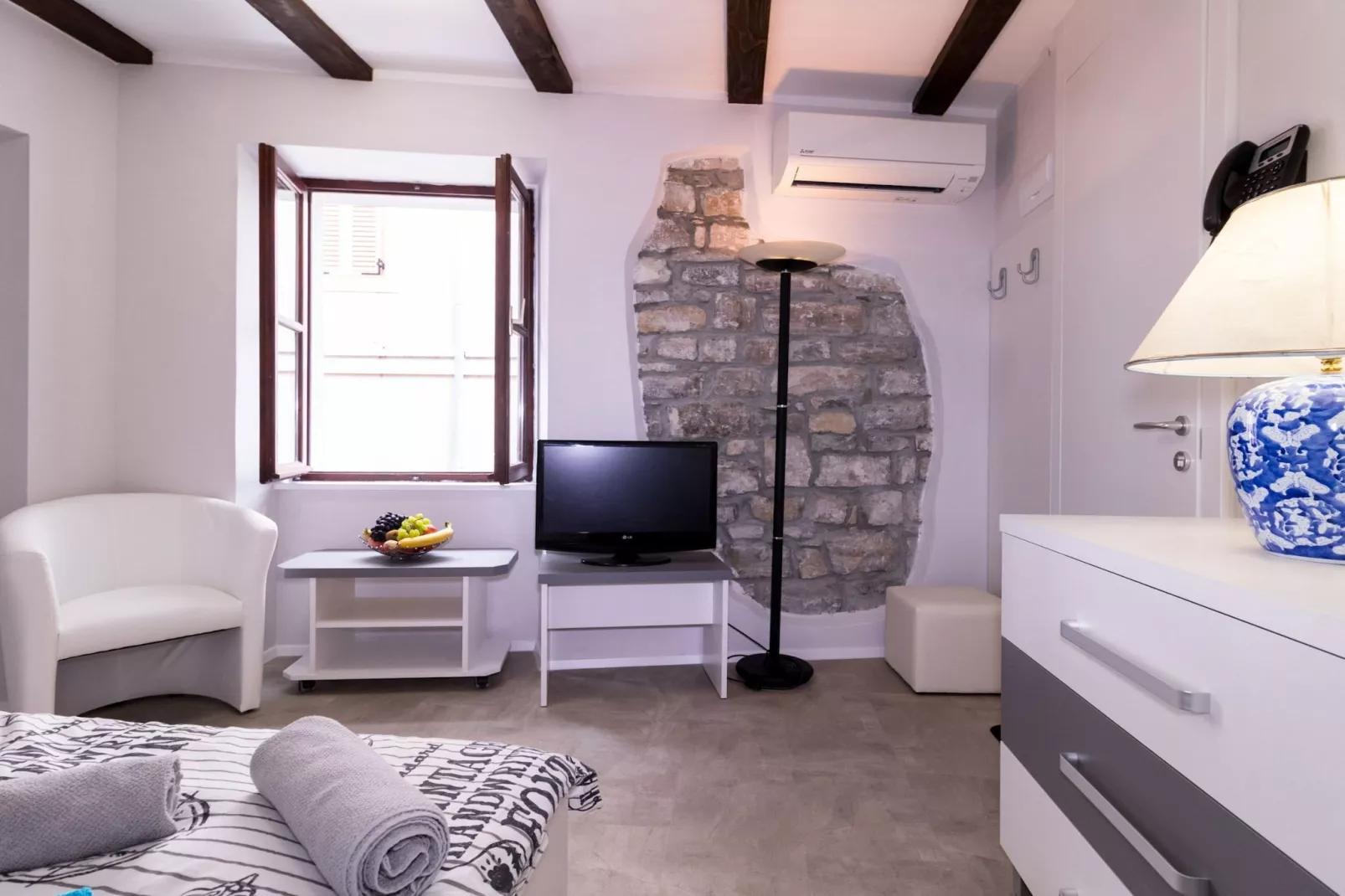 Piran Downtown Chic and Cozy Apartments - Standard One Bedroom Apartment (owner 3.S)
