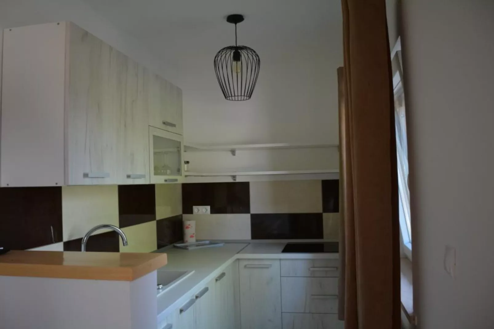 Zevnik Quiet Retreat with Stunning Views and Equestrian Activities - One Bedroom Apartment-Kitchen