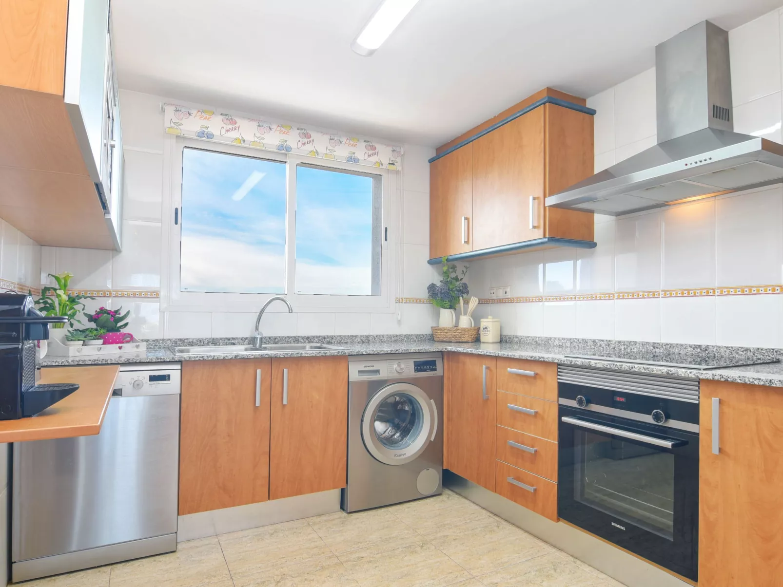 Moreras del Saladar-Inside